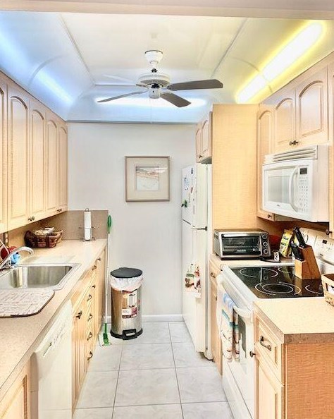 3049 Cornwall C, Boca Raton, FL 33434-2950