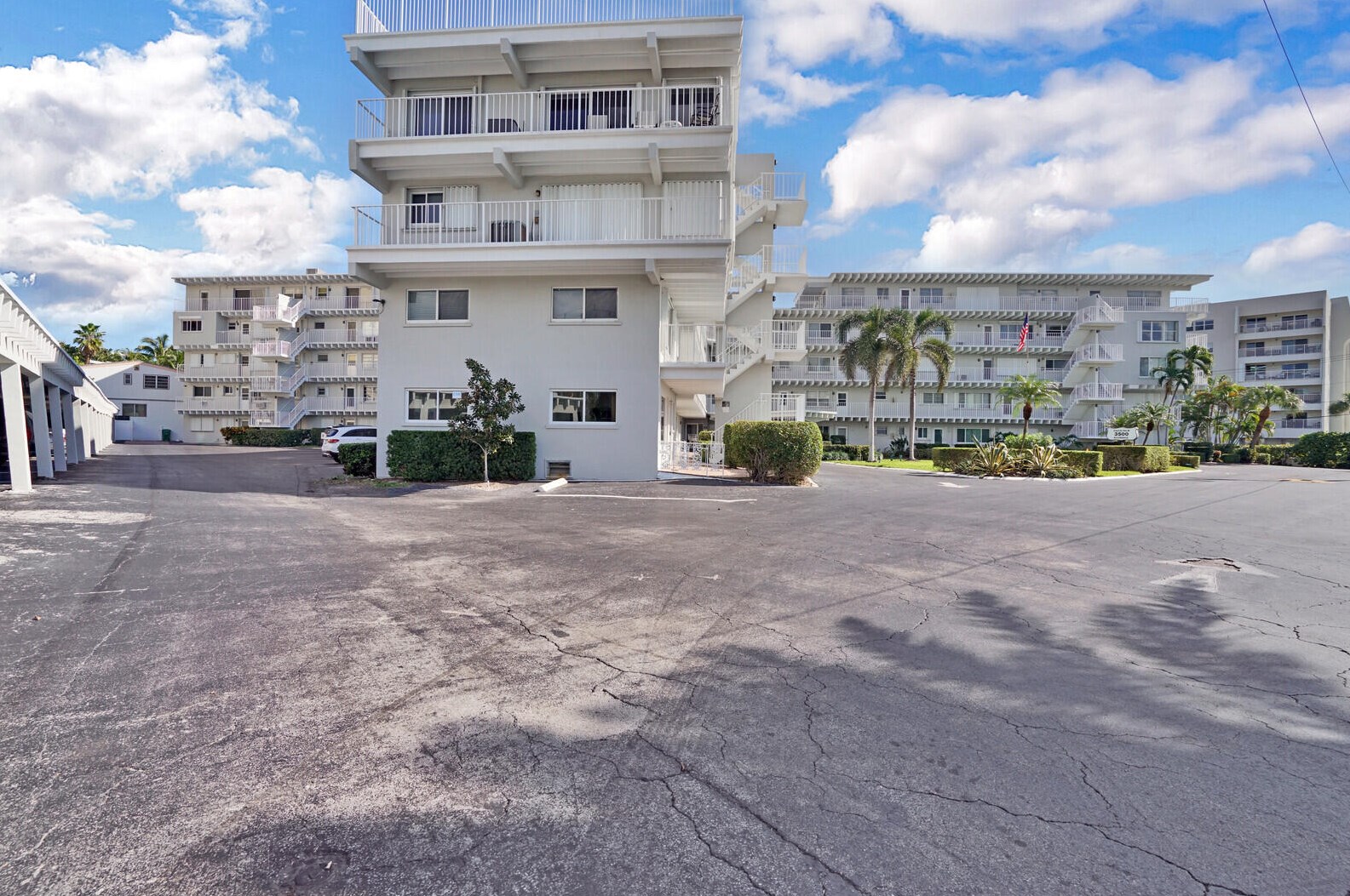 3500 S Ocean Blvd #203, Palm Beach, FL 33480