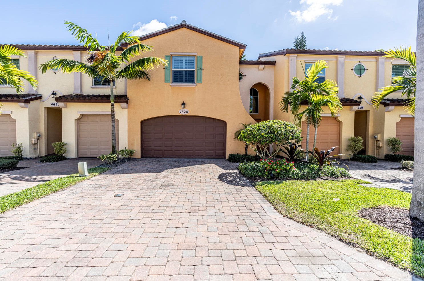 4628 Mediterranean Cir, West Palm Beach, FL 33418-1003