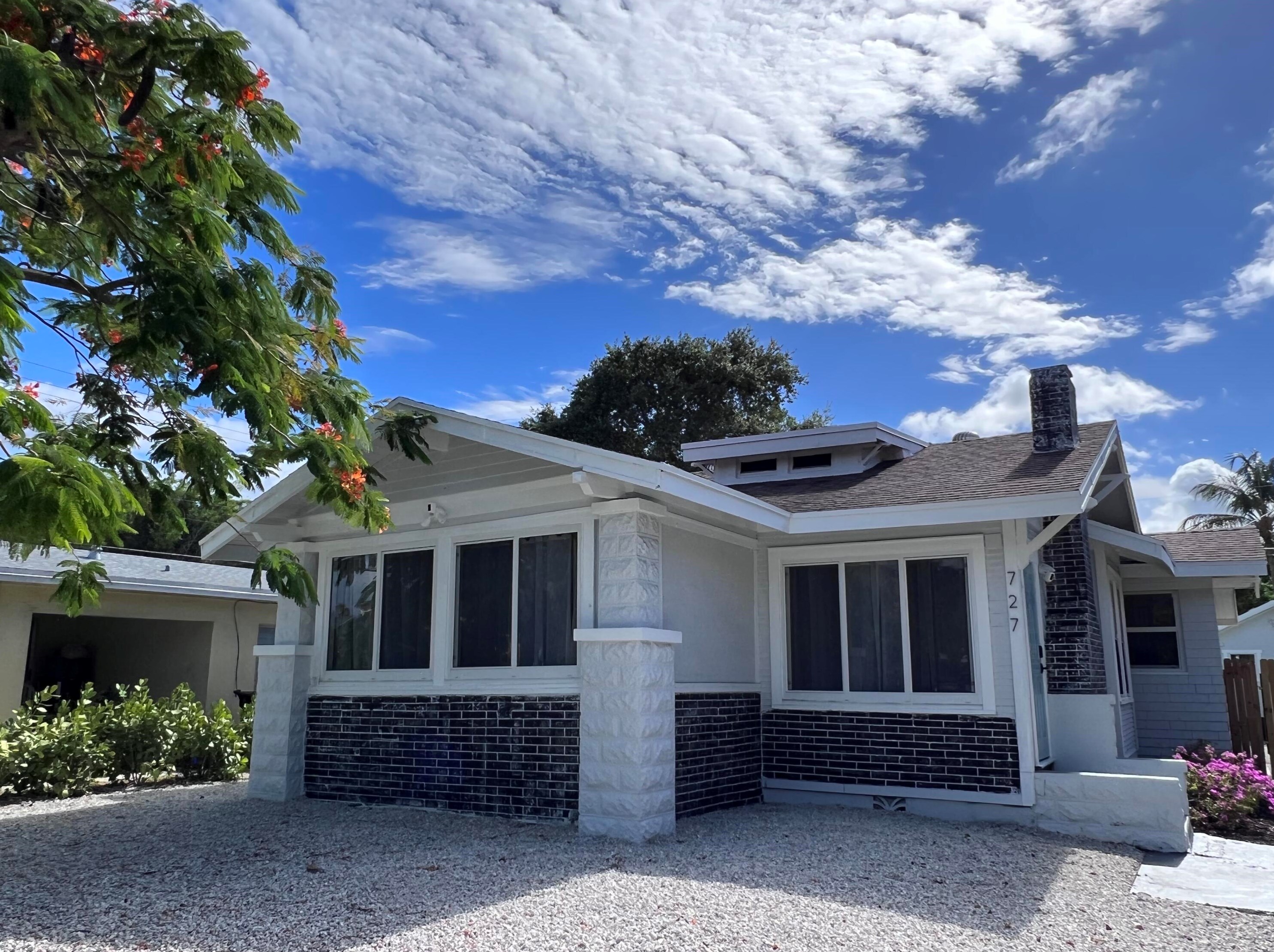 727 S N St, Lake Worth, FL 33460