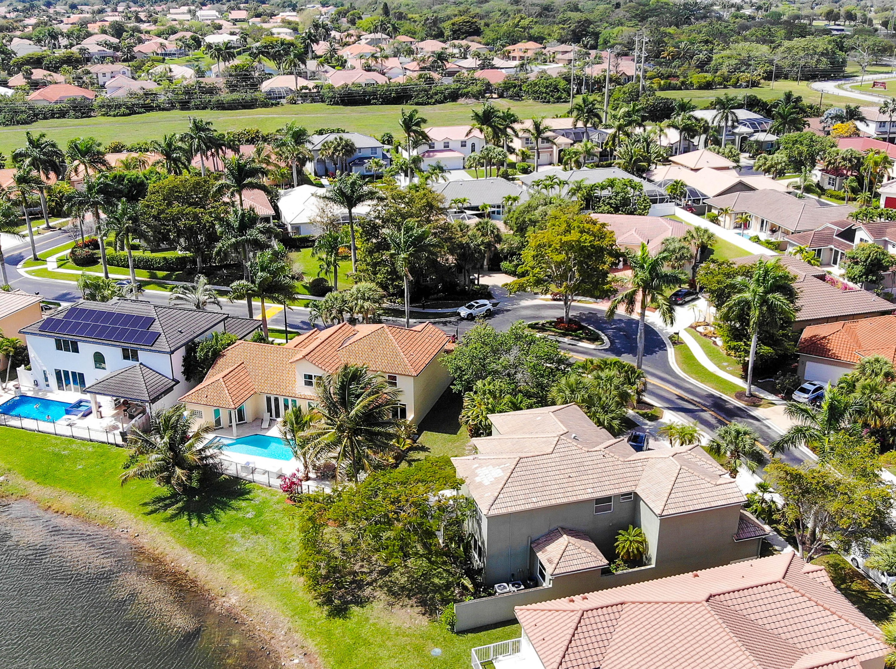 10900 Haydn Dr, Boca Raton FL  33498-6752 exterior