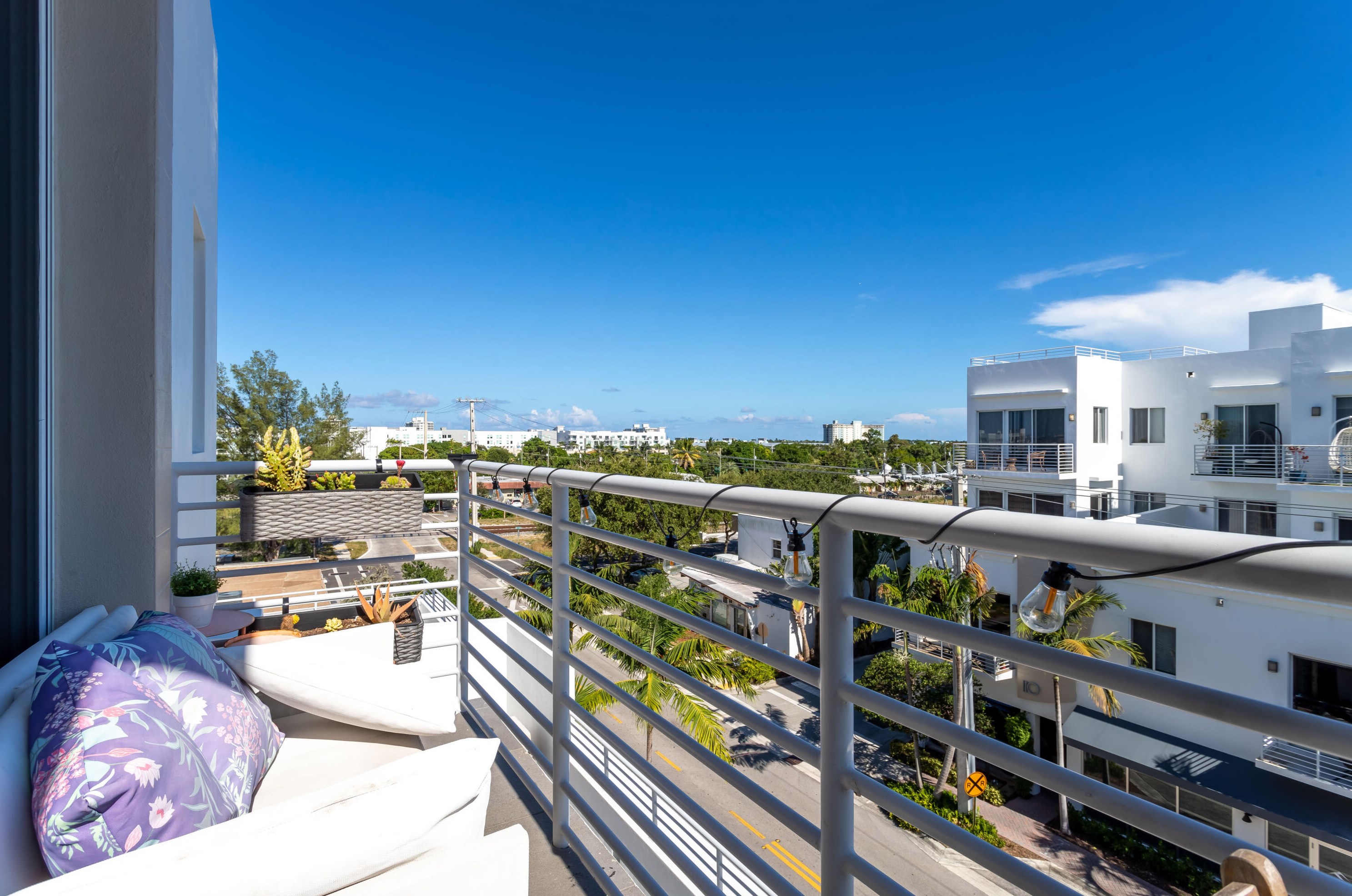 111 Sw 2nd St, Delray Beach, FL 33444