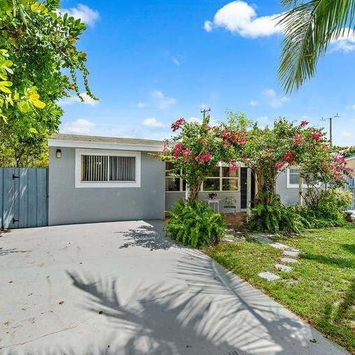 4049 N Browning Dr, West Palm Beach, FL 33406