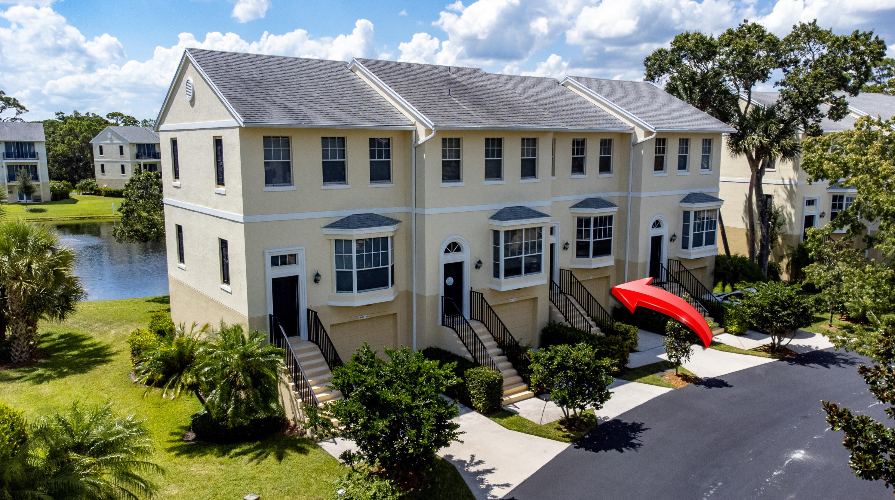 1625 42nd Square #103, Vero Beach, FL 32960