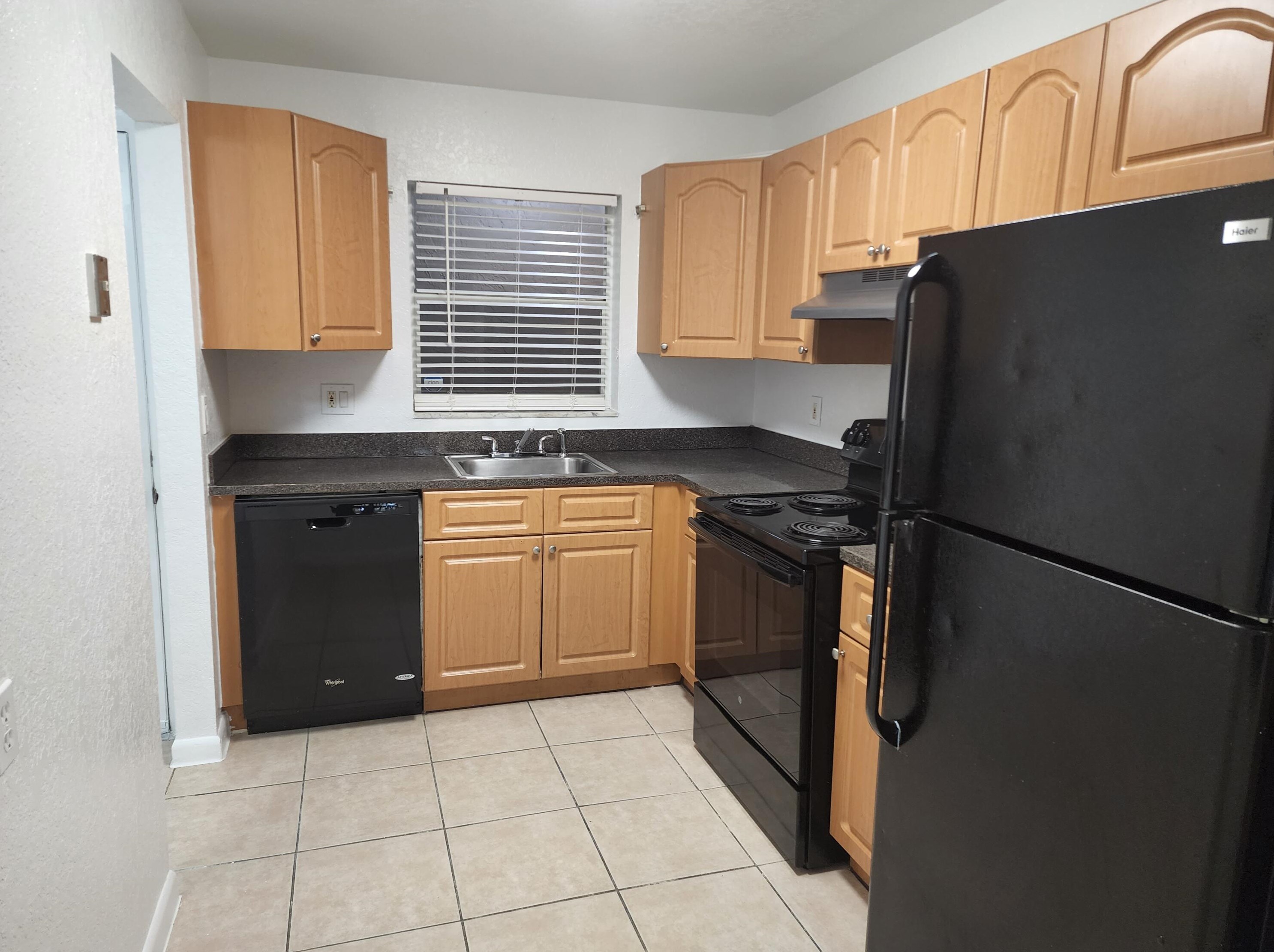 120 Sparrow Dr #214, West Palm Beach, FL 33411