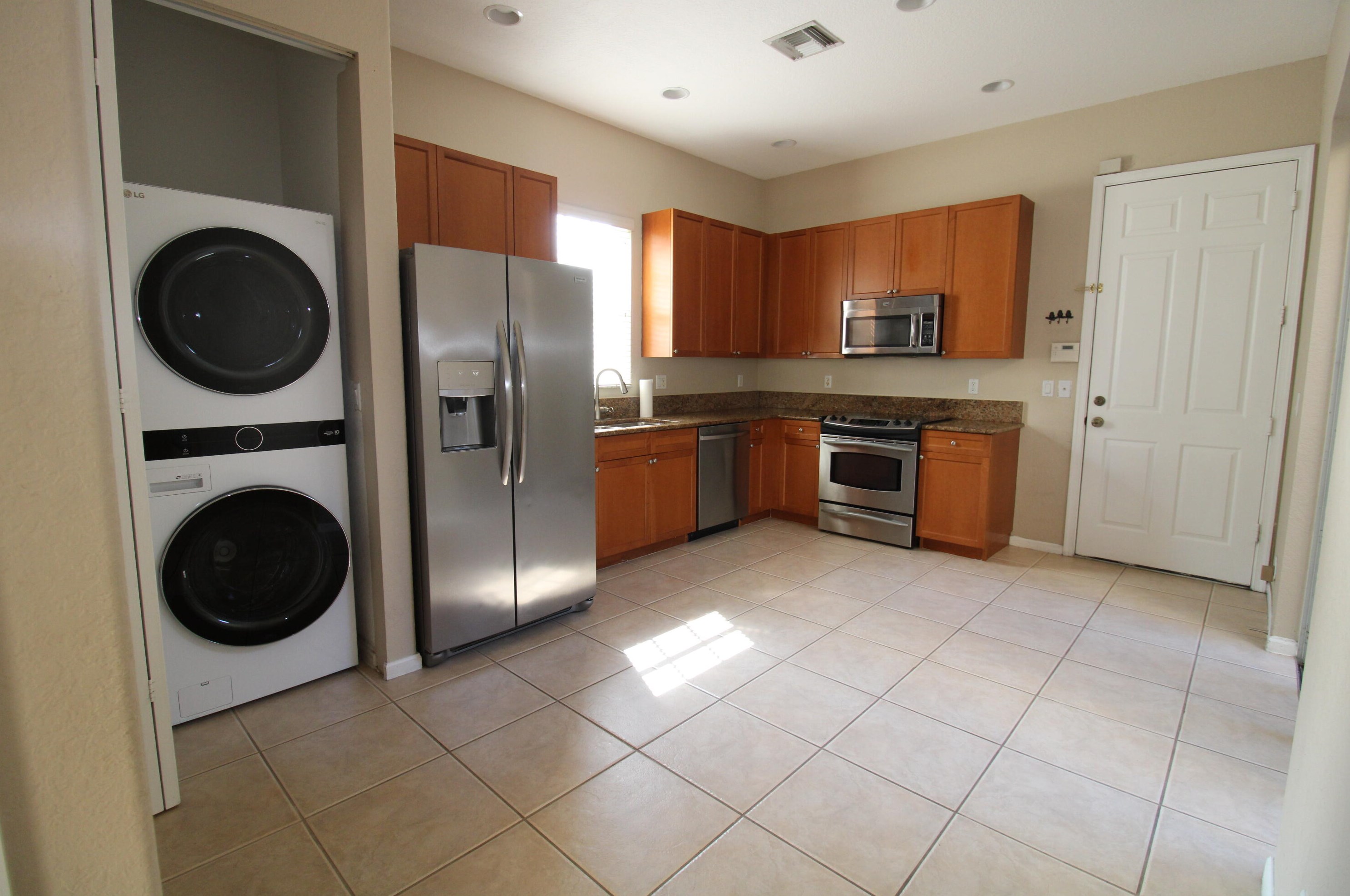 2393 Nw 7th St, Boynton Beach, FL 33426