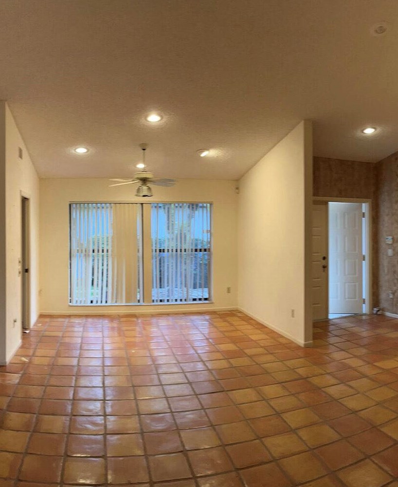 21434 Bridge View Dr, Boca Raton FL  33428-1609 exterior