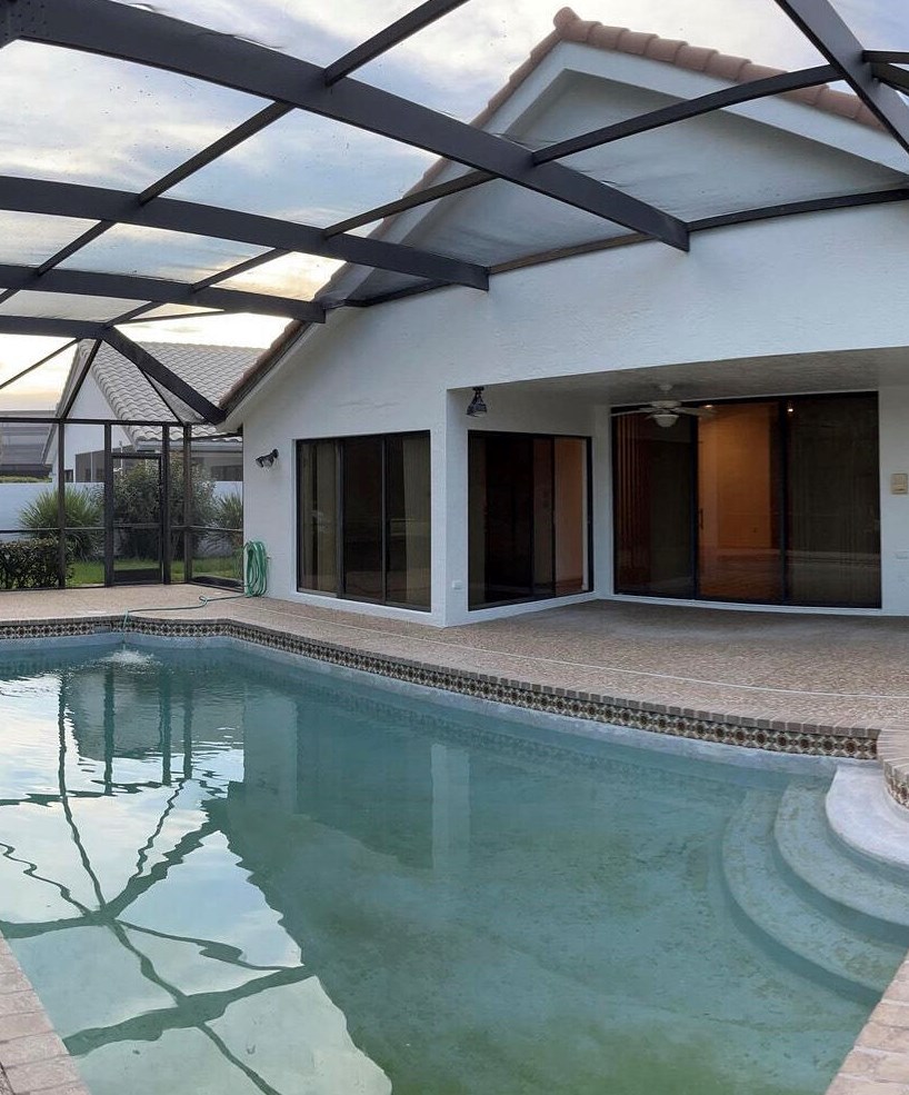 21434 Bridge View Dr, Boca Raton FL  33428-1609 exterior