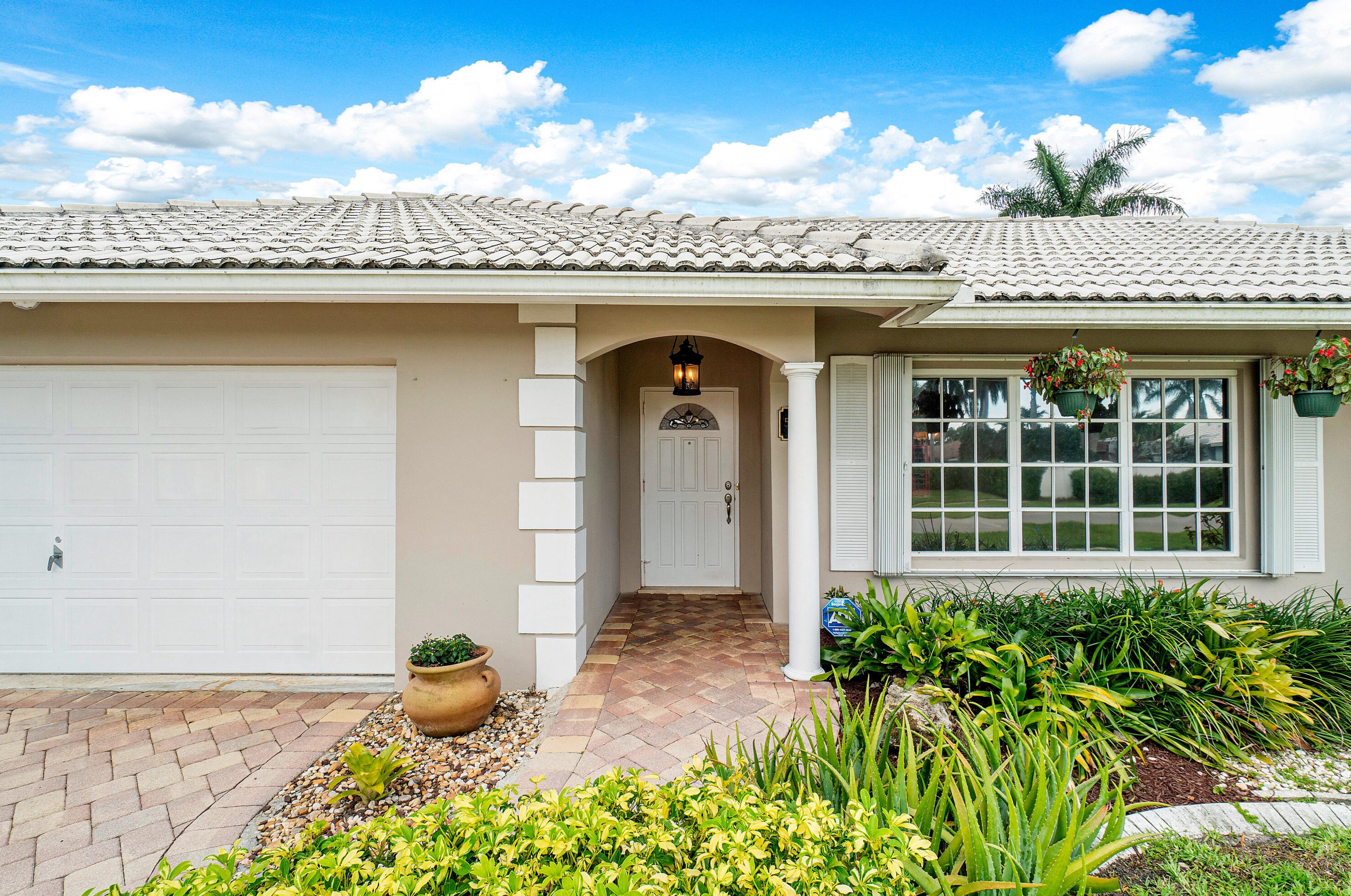 5665 Golfway Dr, Boca Raton, FL 33433