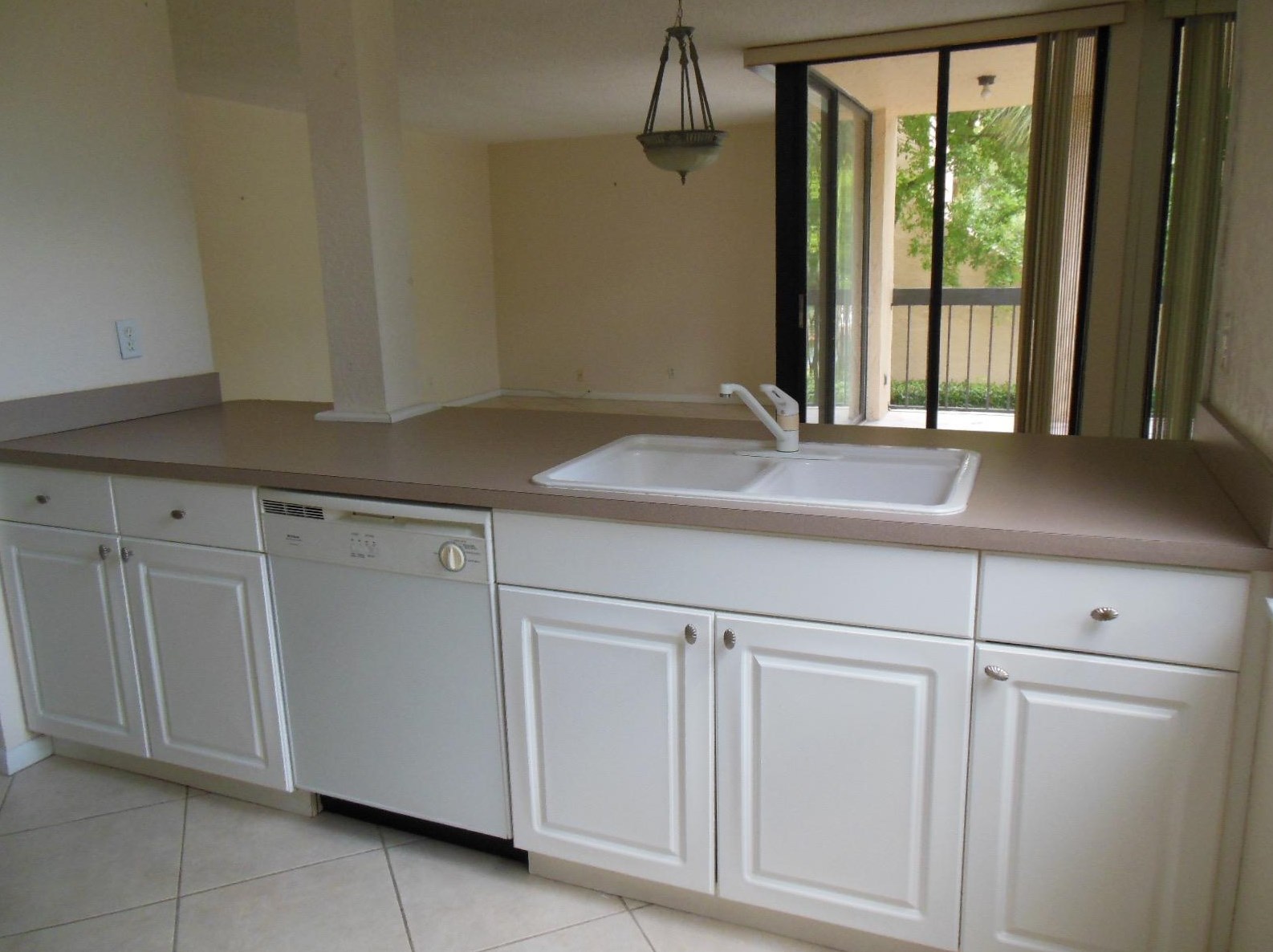 500 Egret Cir #8211, Delray Beach, FL 33444