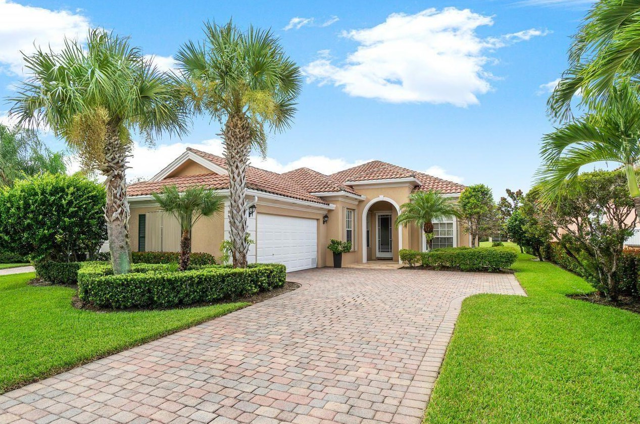 10898 Sw Candlewood Rd, Fort Pierce, FL 34987