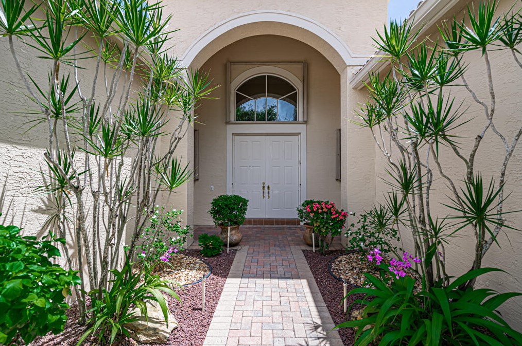 7806 Windy Largo Ct, Lake Worth, FL 33467-7059