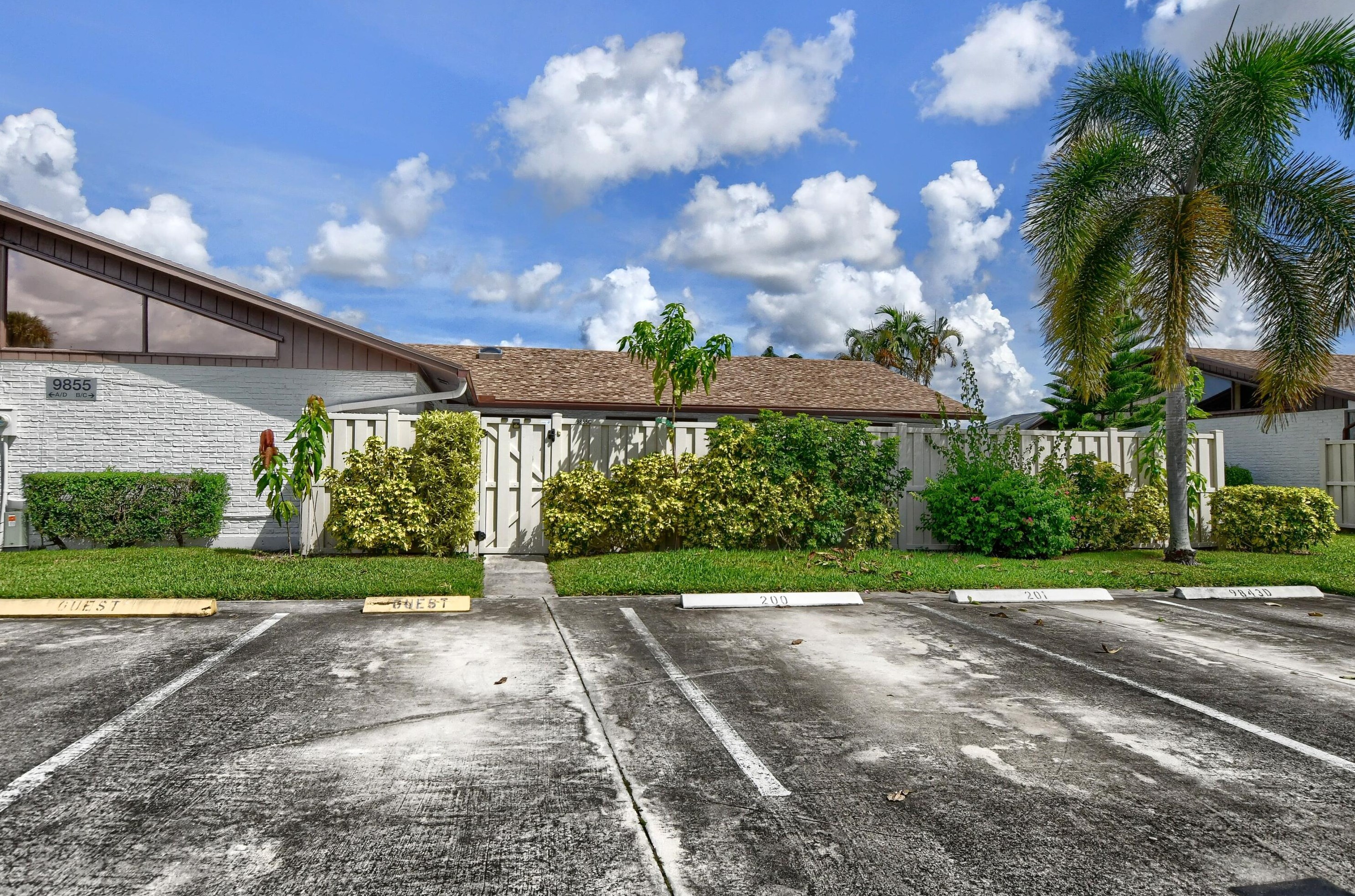 9855 Boca Gardens Trl, Boca Raton, FL 33496-3723