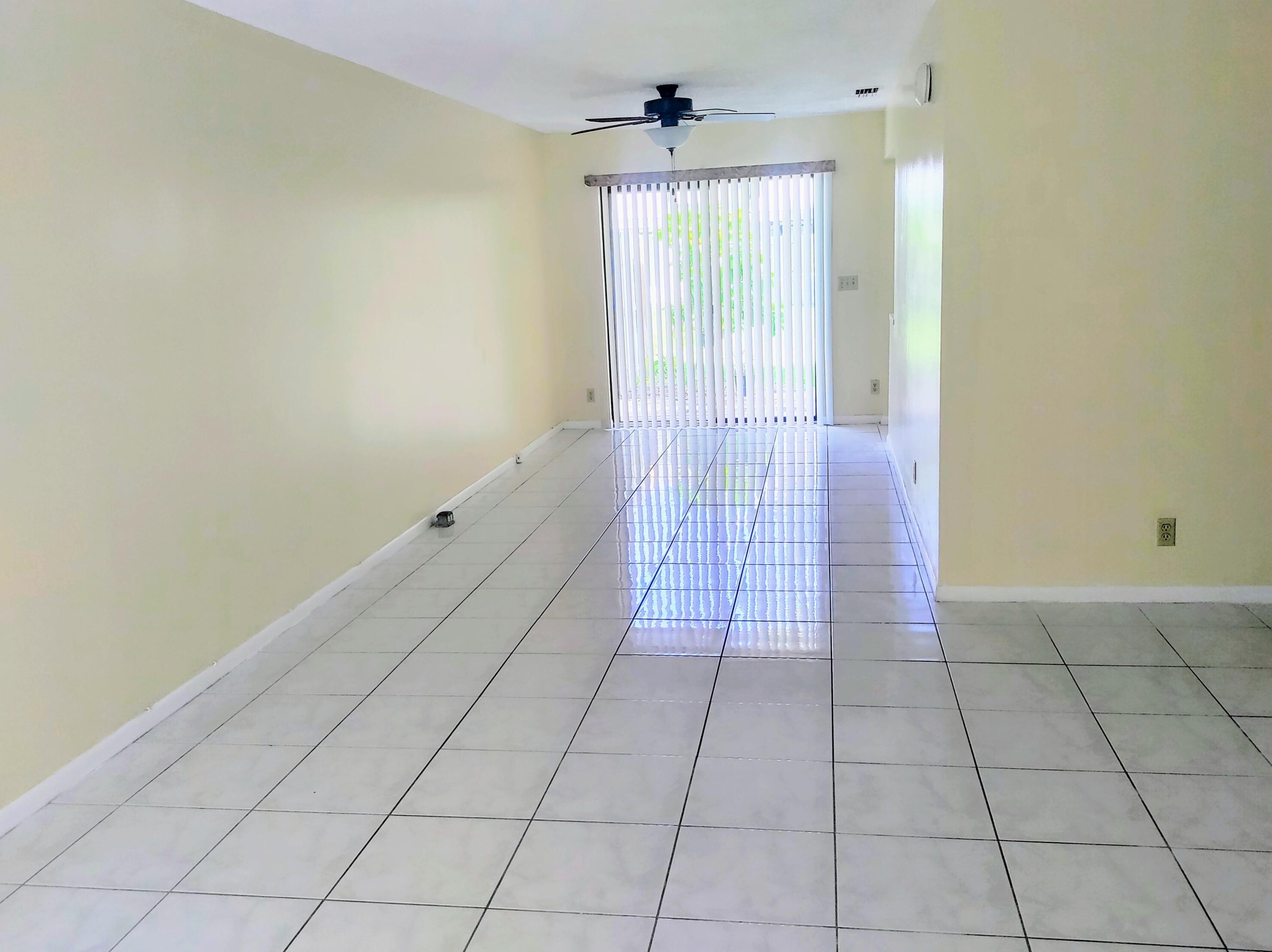 503 Shoreview Dr, Lake Worth, FL 33463