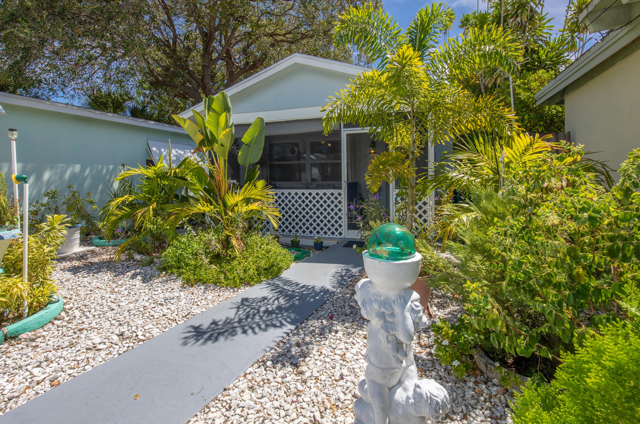 226 J St, Lake Worth, FL 33460-3356