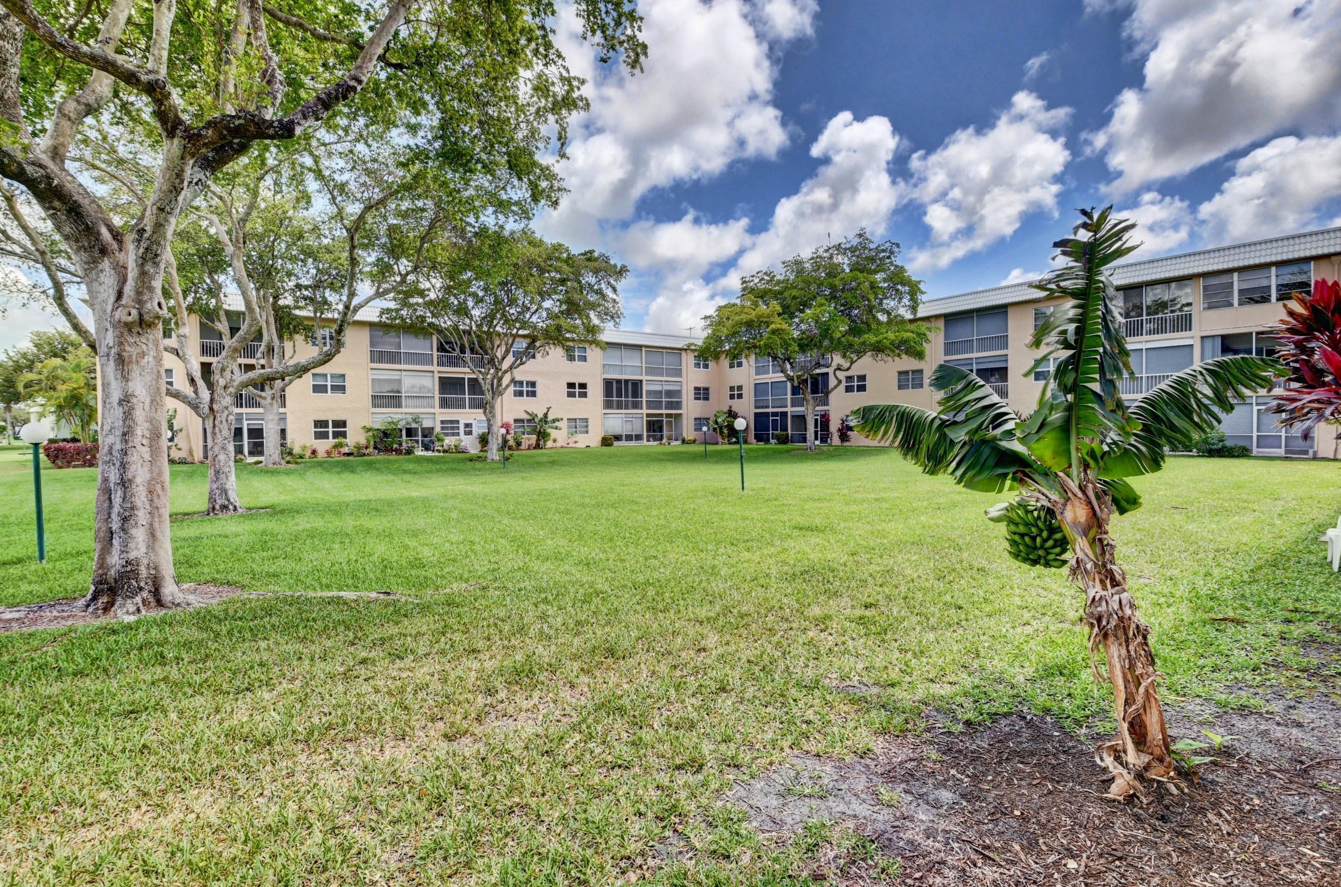 9818 Marina Blvd, Boca Raton FL 33428-6504 exterior