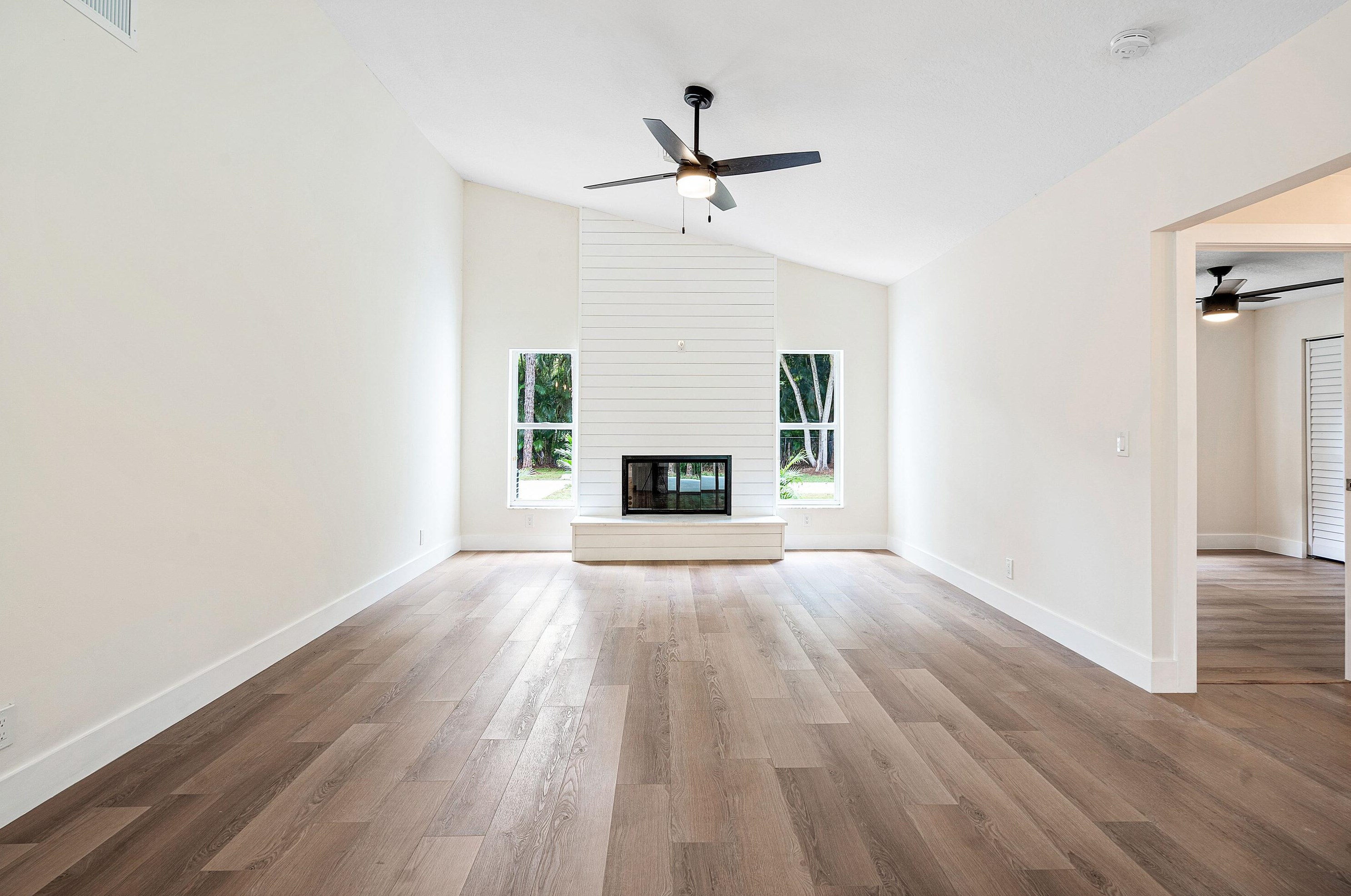 13761 158th St, Jupiter FL  33478-8516 exterior