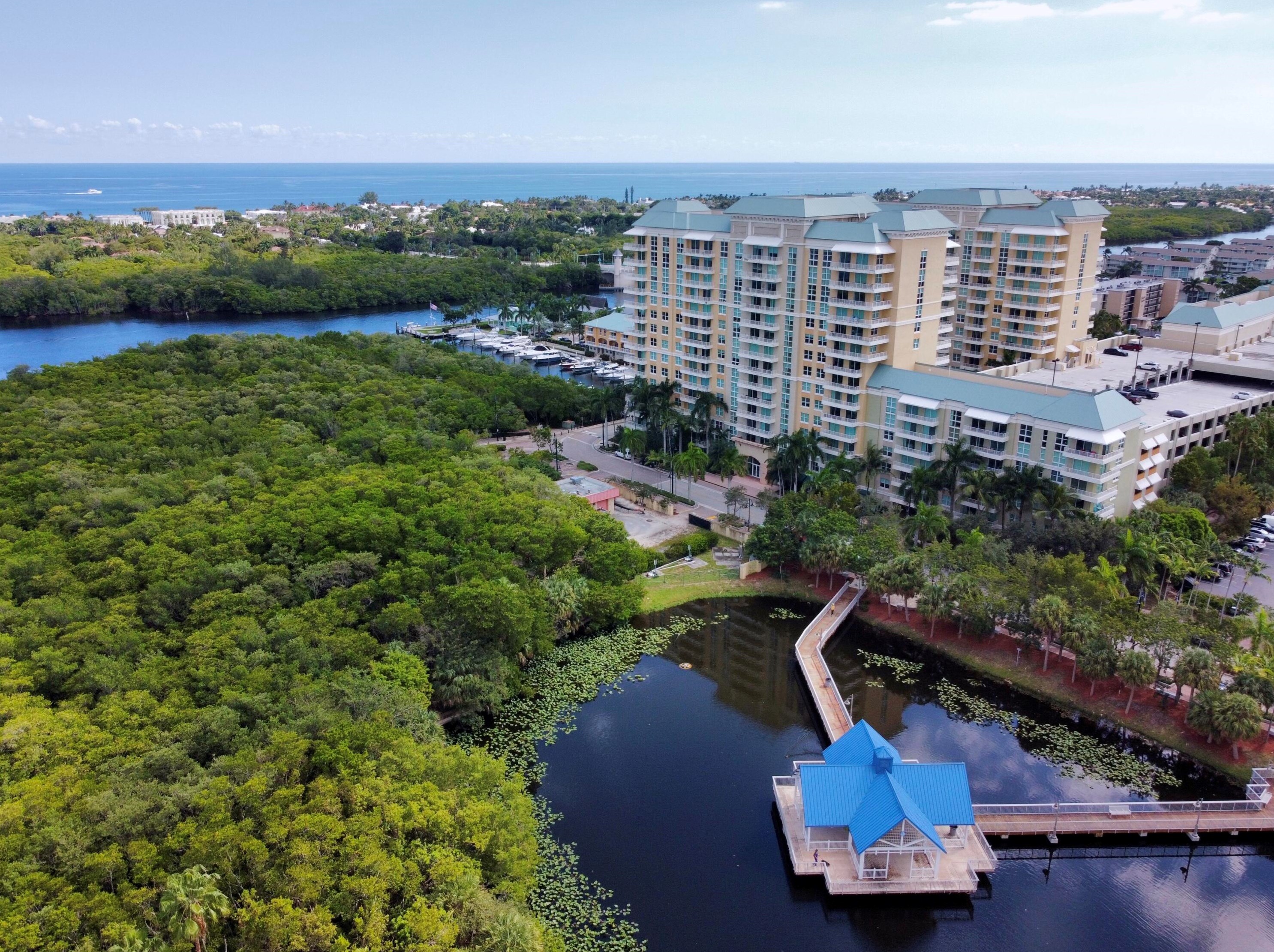 700 E Boynton Beach Blvd #711, Boynton Beach, FL 33435
