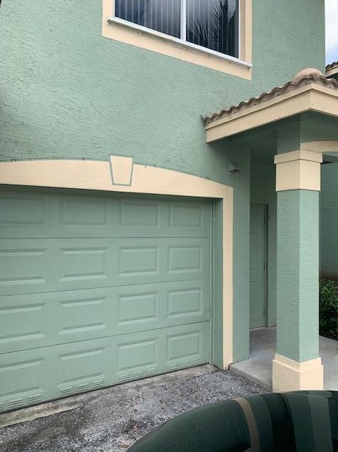 320 Crestwood Cir Apt 207, West Palm Beach, FL 33411