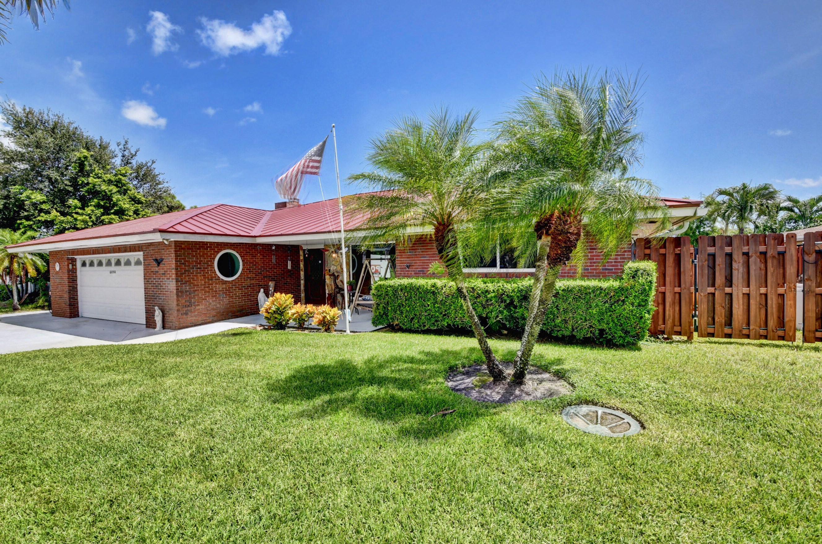 6850 Paul Mar Dr, Lake Worth, FL 33462-3944