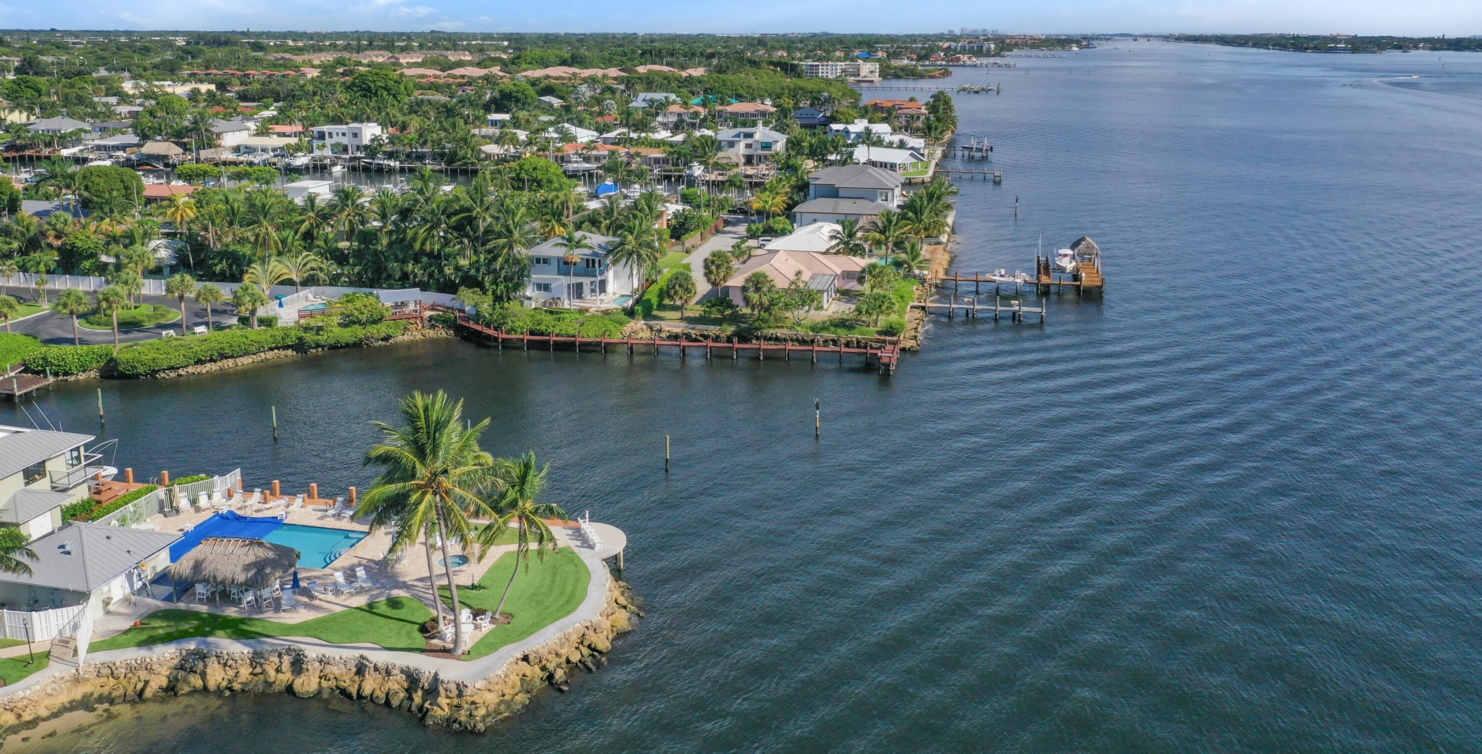 624 12th Ter, Boynton Beach FL  33435-3200 exterior