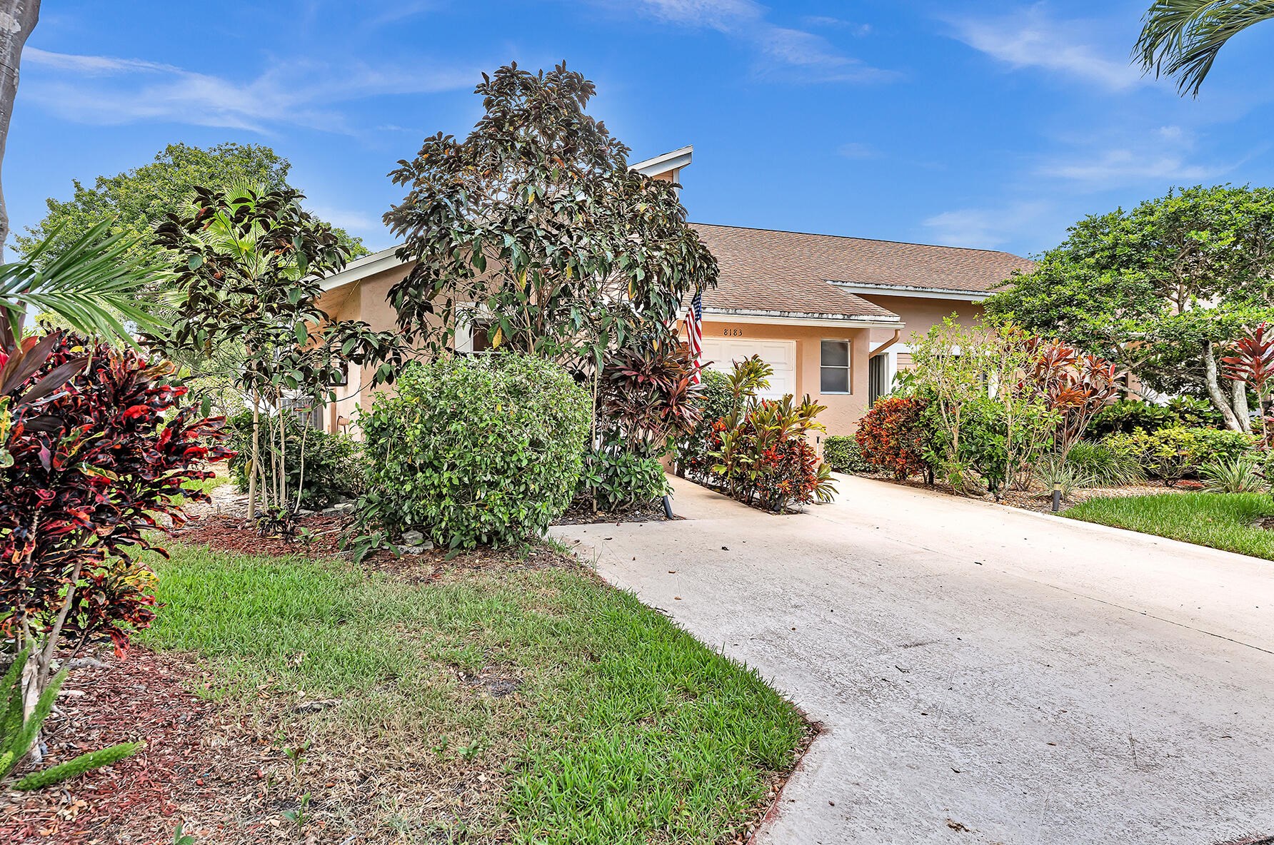 8183 Summerbreeze Ln, Boca Raton, FL 33496-5122
