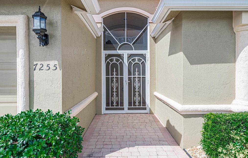 7255 Lombardy St, Boynton Beach, FL 33472-7343