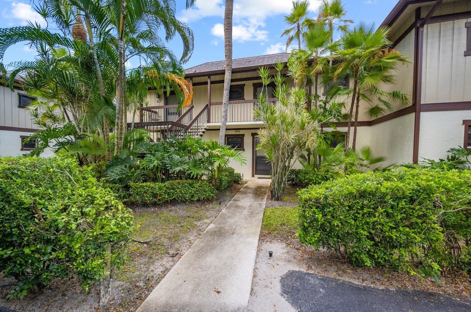 13334 Polo Club Rd #328, West Palm Beach, FL 33414