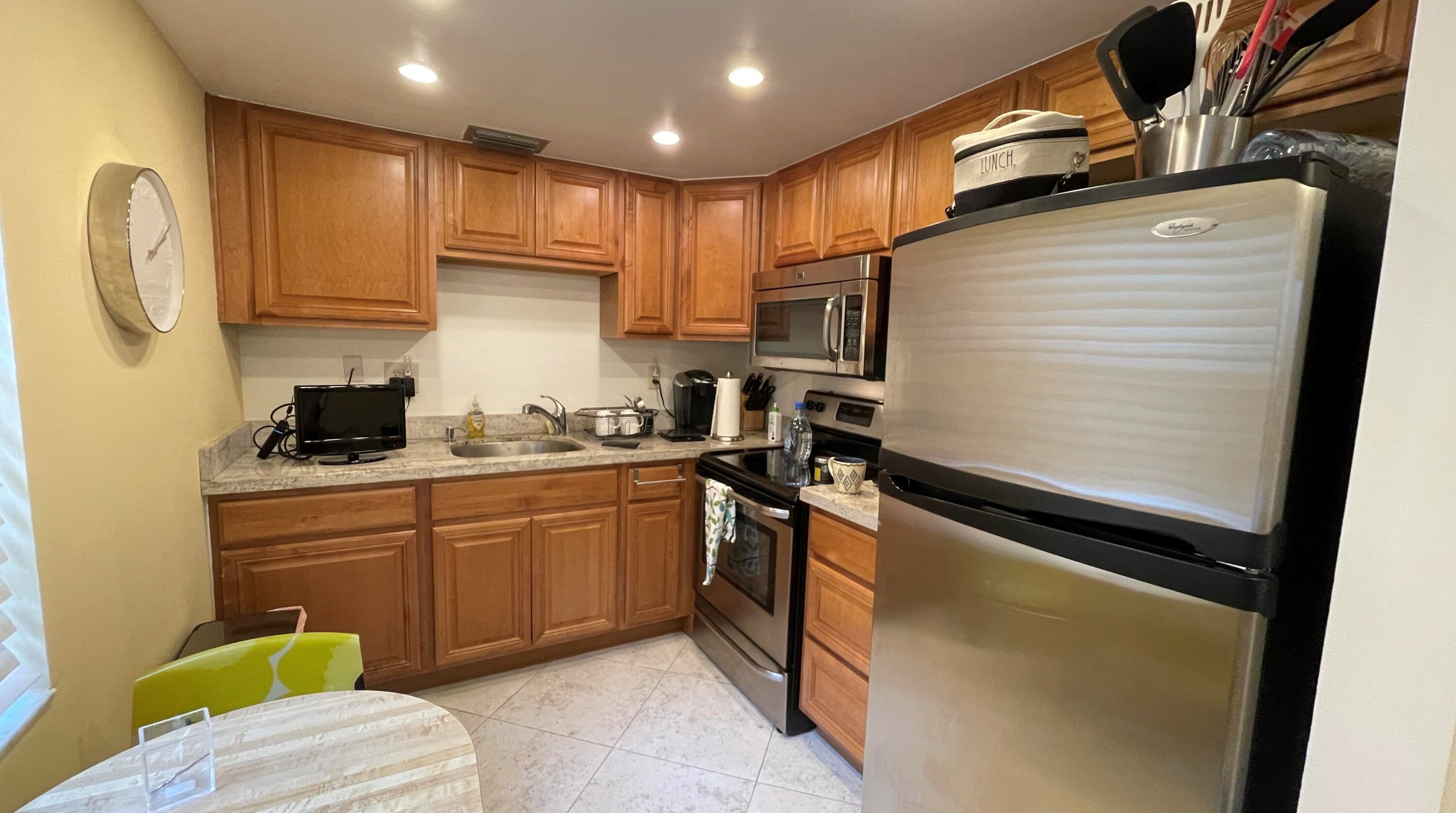 436 Flanders J, Delray Beach, FL 33484