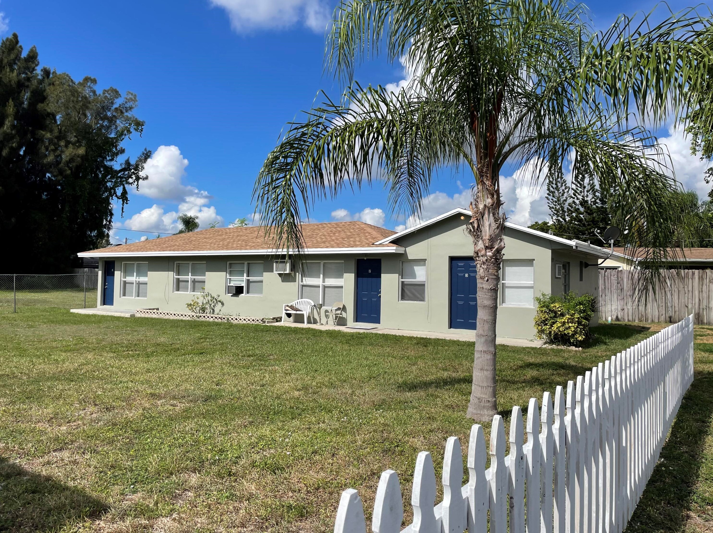 3530 Ramsey Ln, Lake Worth, FL 33461-4551