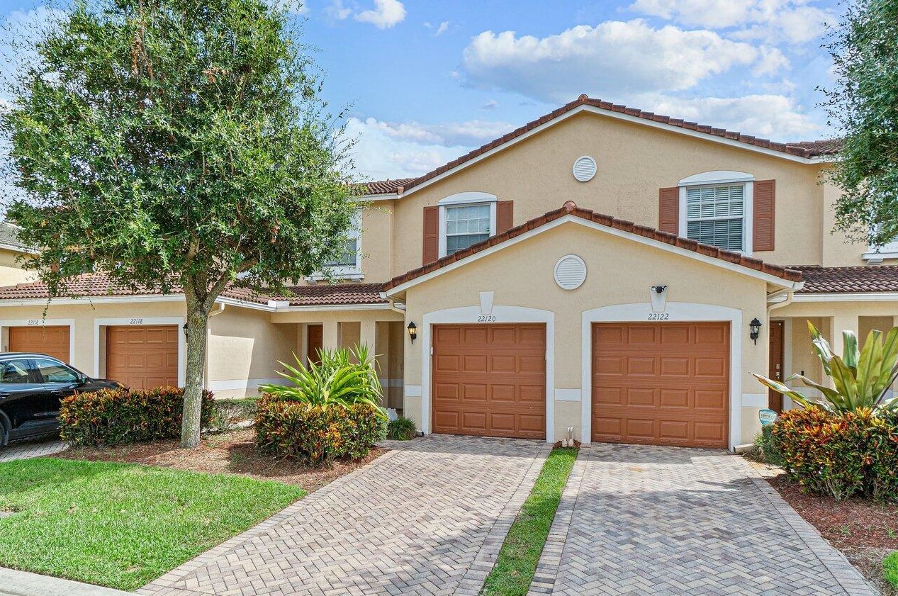 22120 Majestic Woods Way, Boca Raton, FL 33428-4544