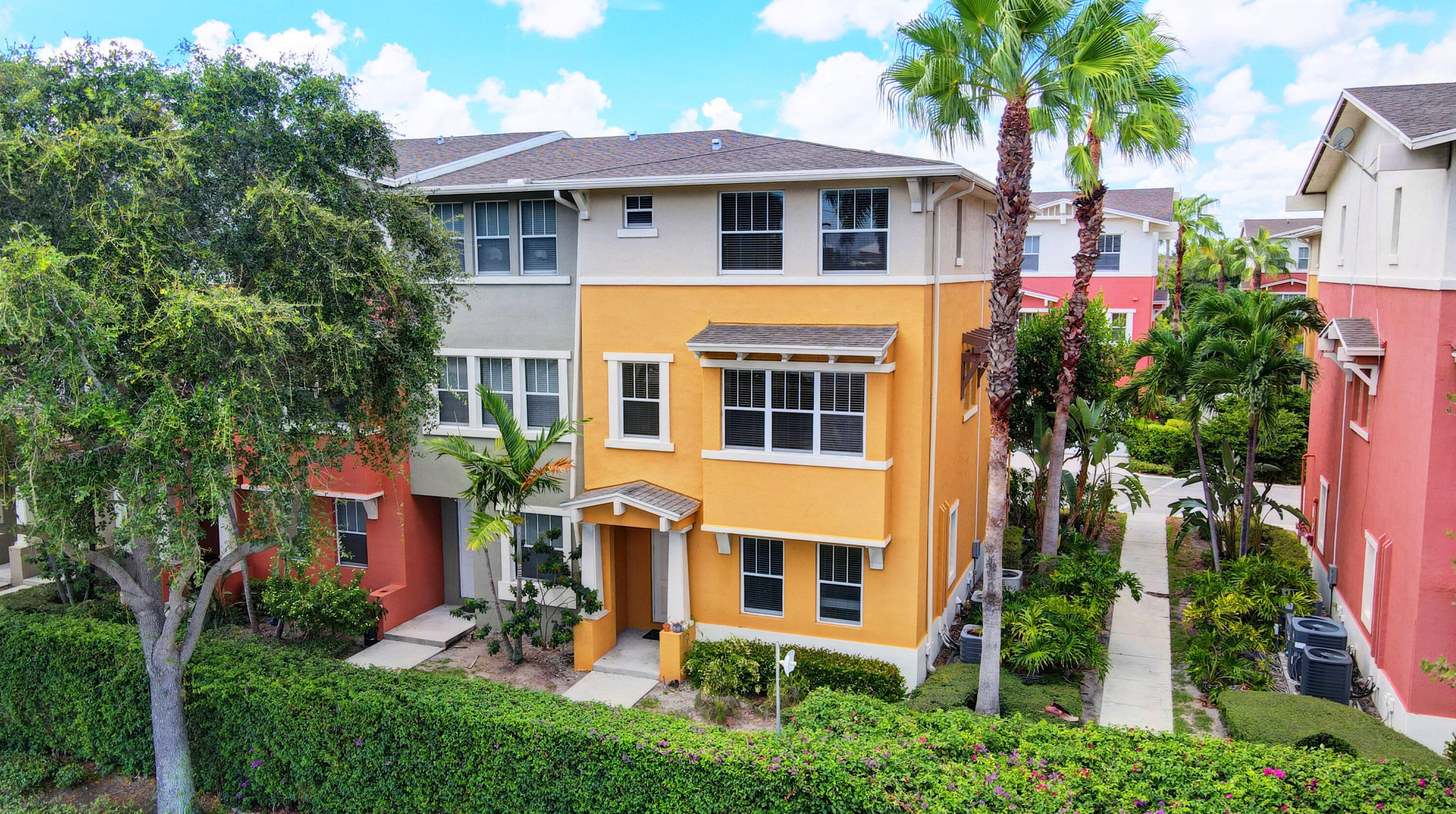 770 Millbrae Ct #8, West Palm Beach, FL 33401