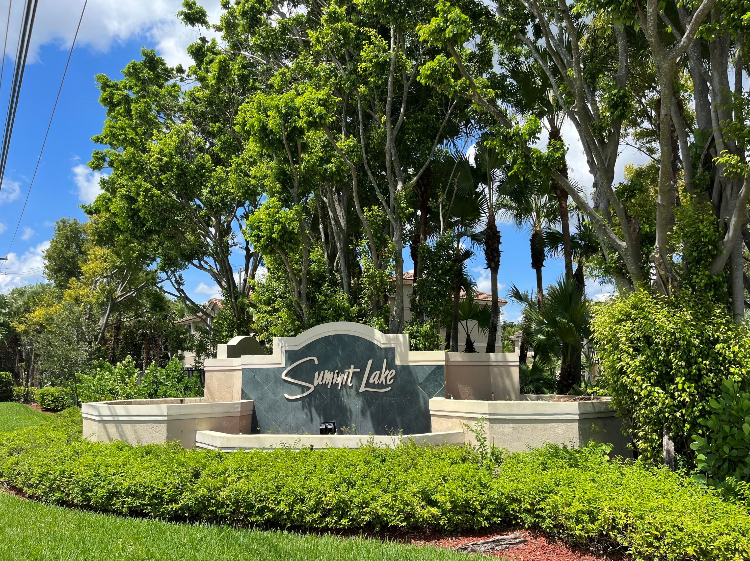930 Summit Lake Dr, West Palm Beach, FL 33406