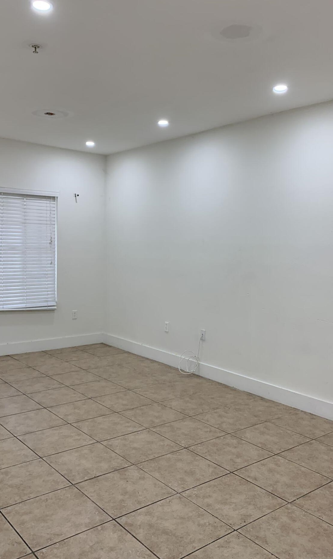 6940 Nw 179th St #204-7, Hialeah, FL