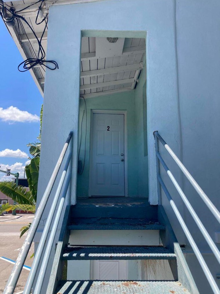 818 N Dixie Hwy #2, Lake Worth, FL 33460
