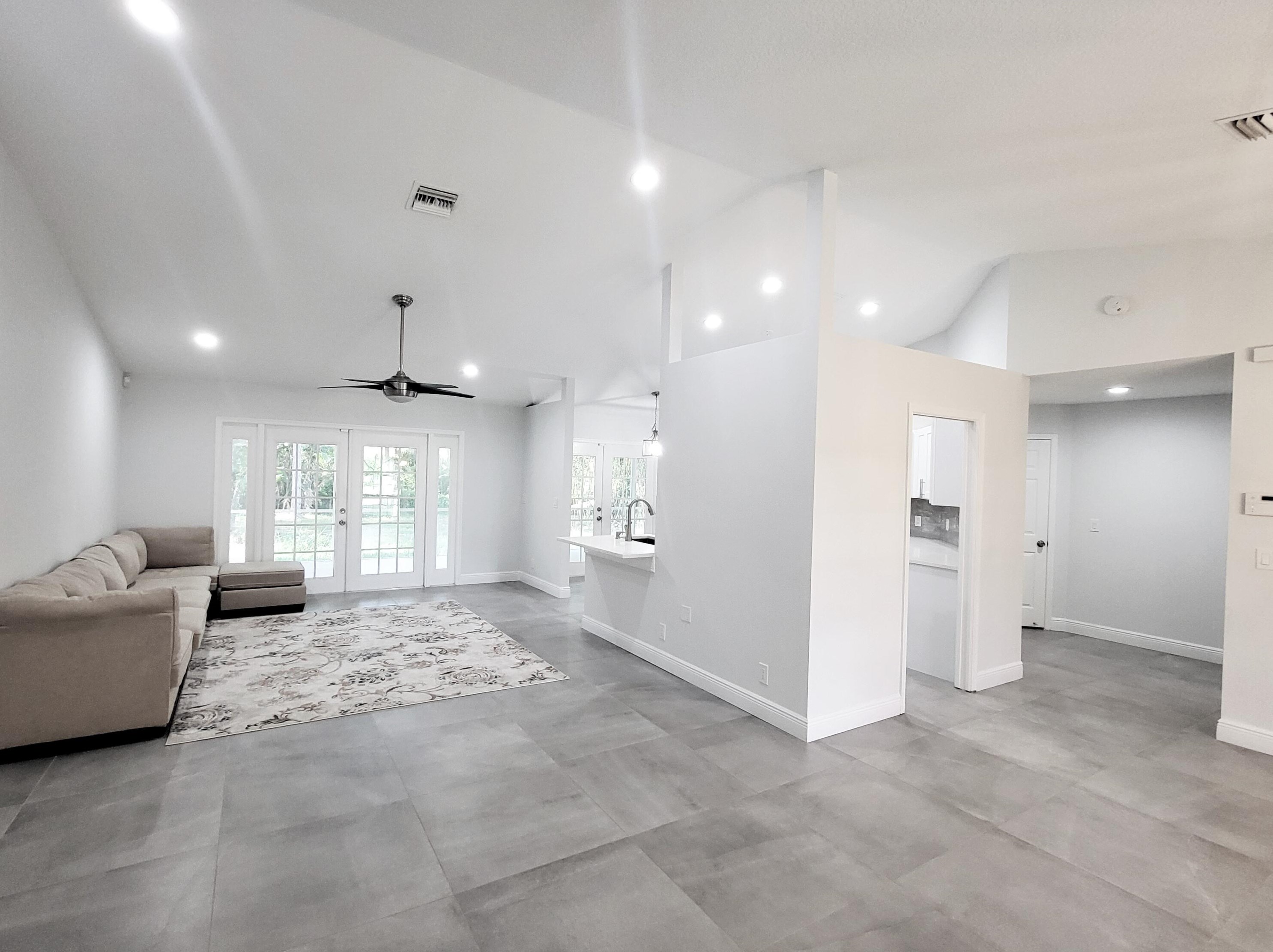 13588 74th St N, West Palm Beach, FL 33412
