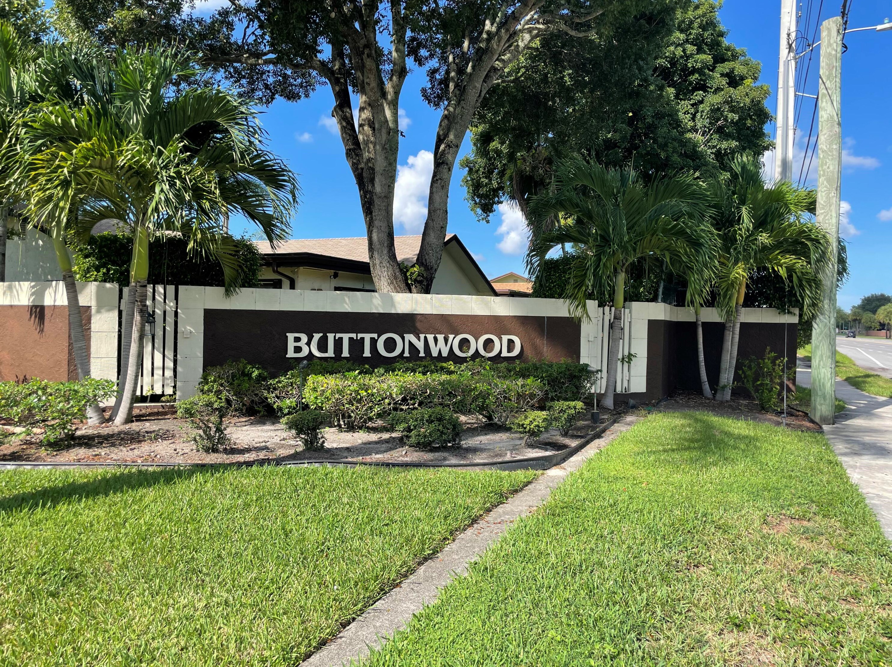 6049 Ambertree Ln, Lake Worth, FL 33463-2402