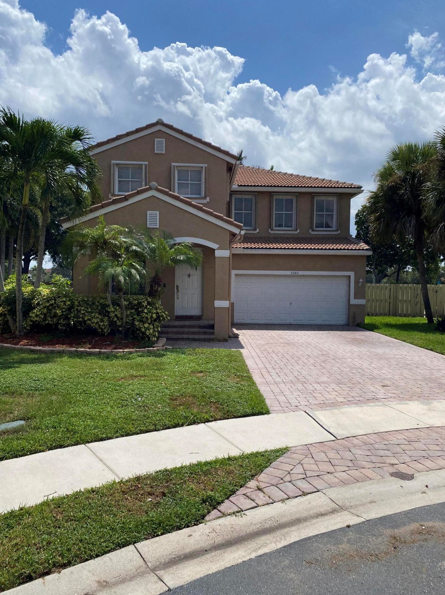 5265 Sancerre Cir, Lake Worth, FL 33463