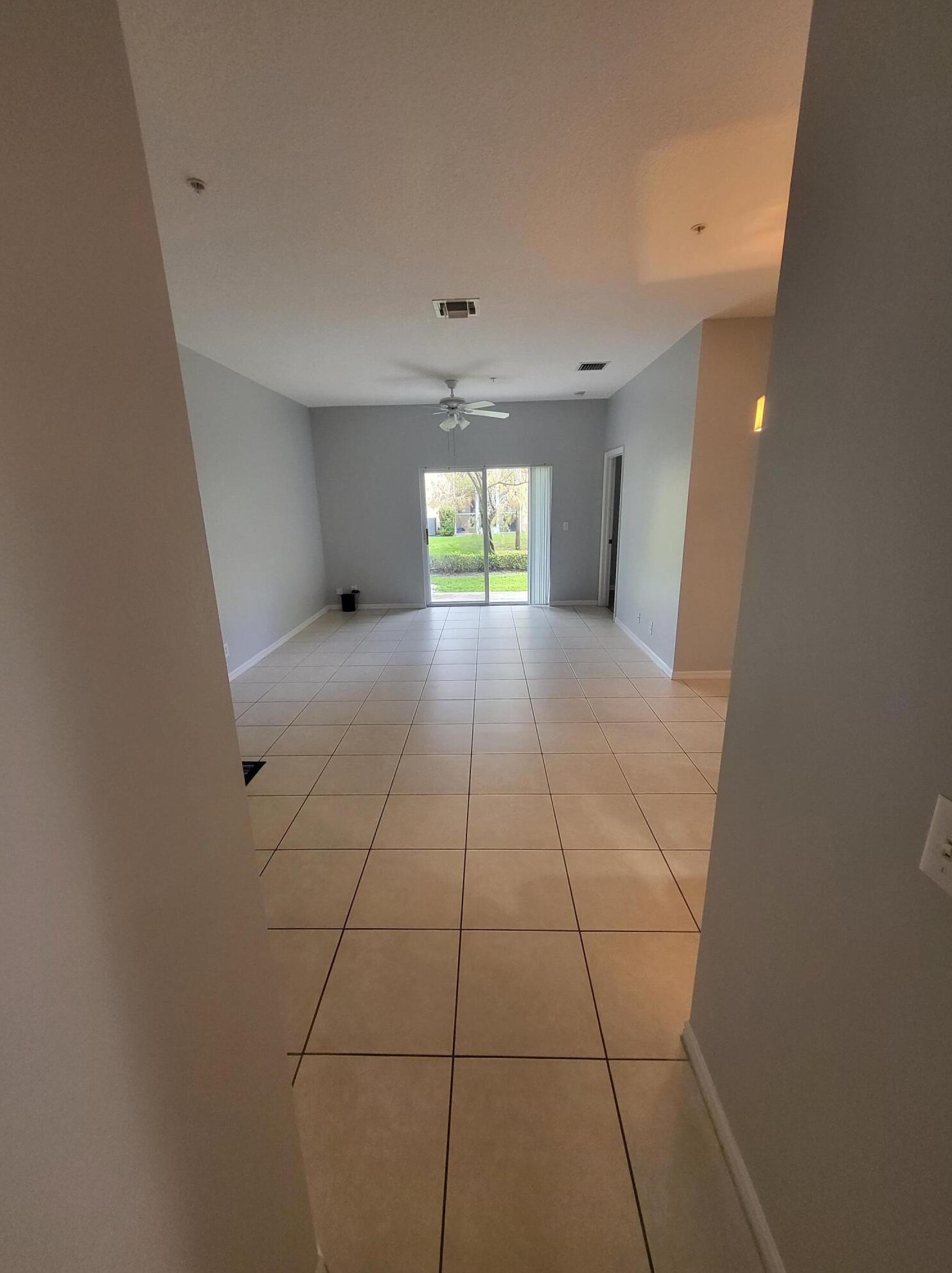 102 Lighthouse Cir #a, Jupiter, FL