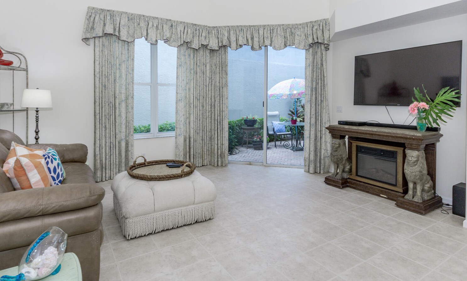7635 Iris Ct, West Palm Beach FL  33412-3143 exterior
