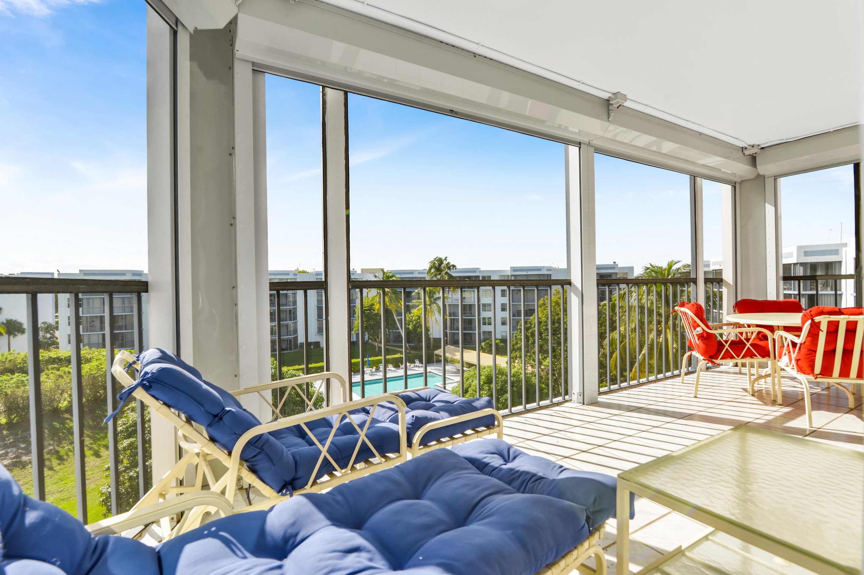 198 67th St, Boca Raton FL  33487-8302 exterior