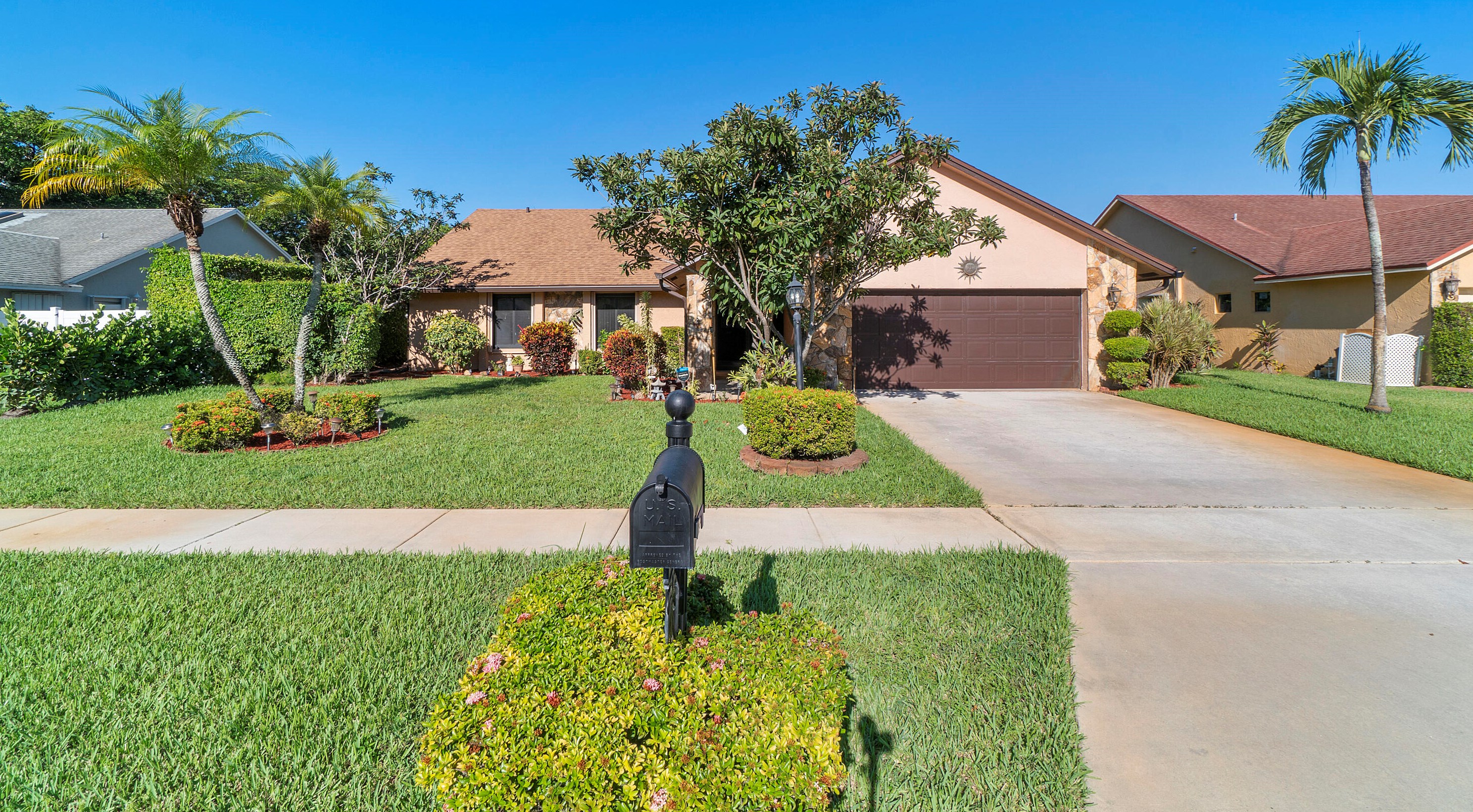 9118 Tivoli Pl, Boca Raton, FL 33434