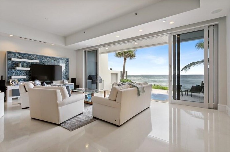 4215 S Ocean Blvd #5, Boca Raton, FL 33487