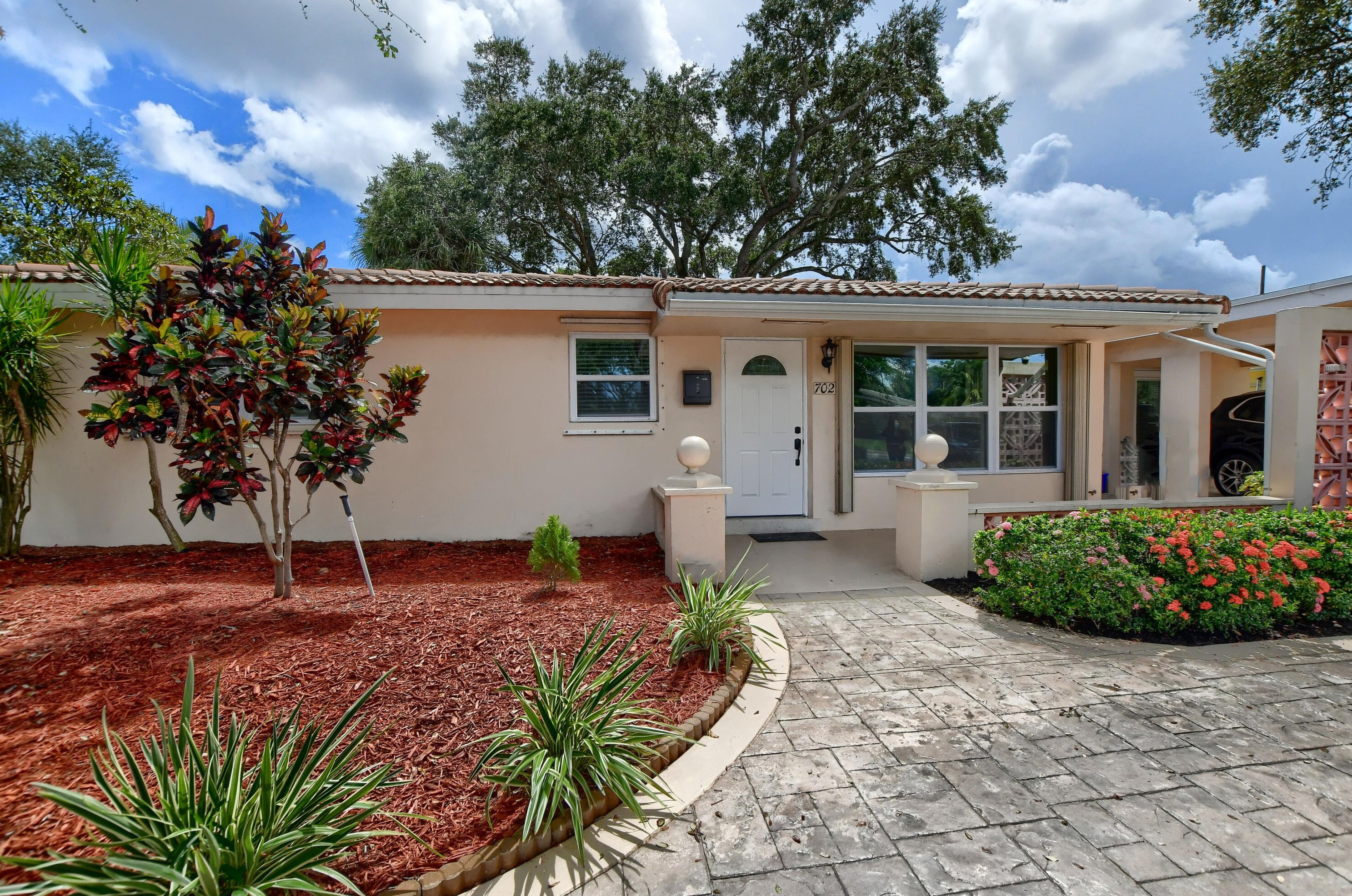 702 Camino Real, Boca Raton FL  33432-6308 exterior