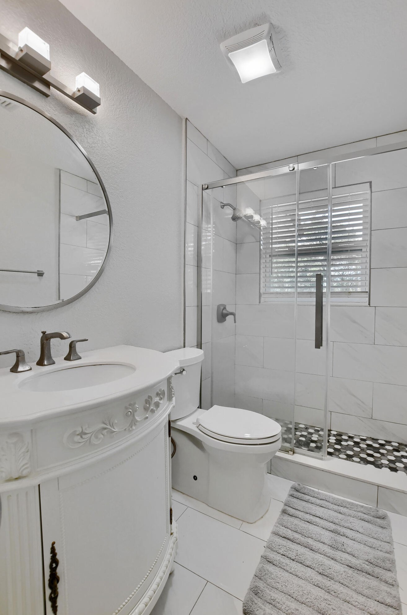 702 Camino Real, Boca Raton FL  33432-6308 exterior