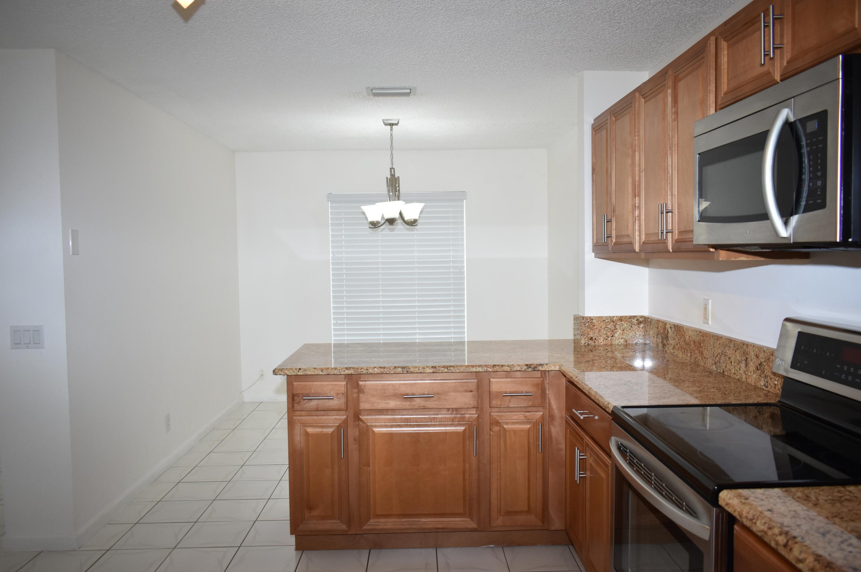 10621 Wheelhouse Cir, Boca Raton, FL 33428