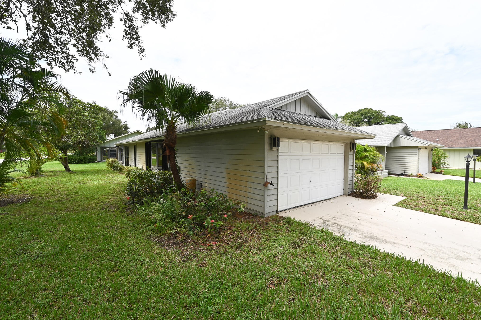 12736 Pinehurst Ct, Hobe Sound, FL 33455-7617