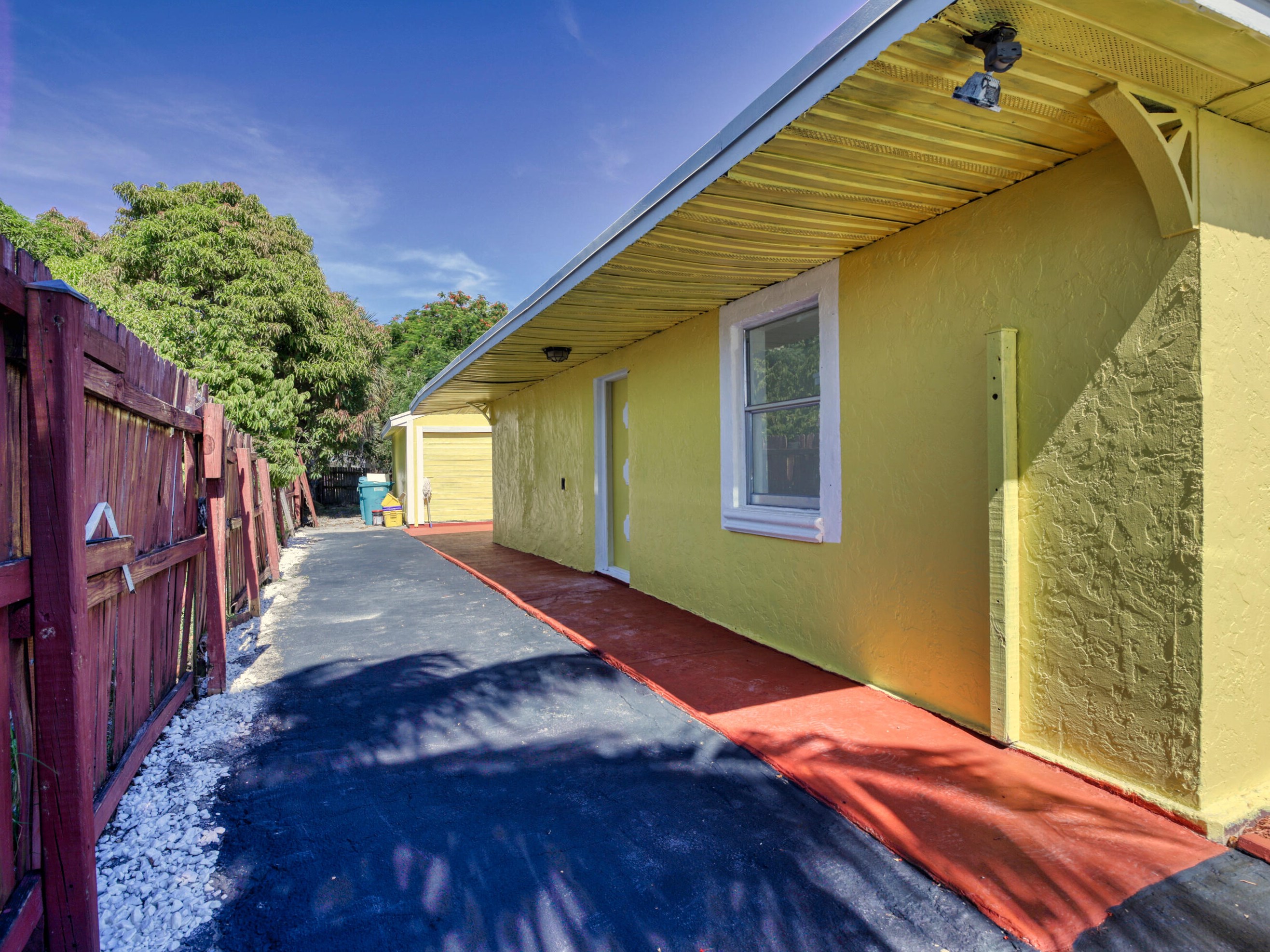 3040 Ocean Pkwy, Boynton Beach, FL 33435-1651