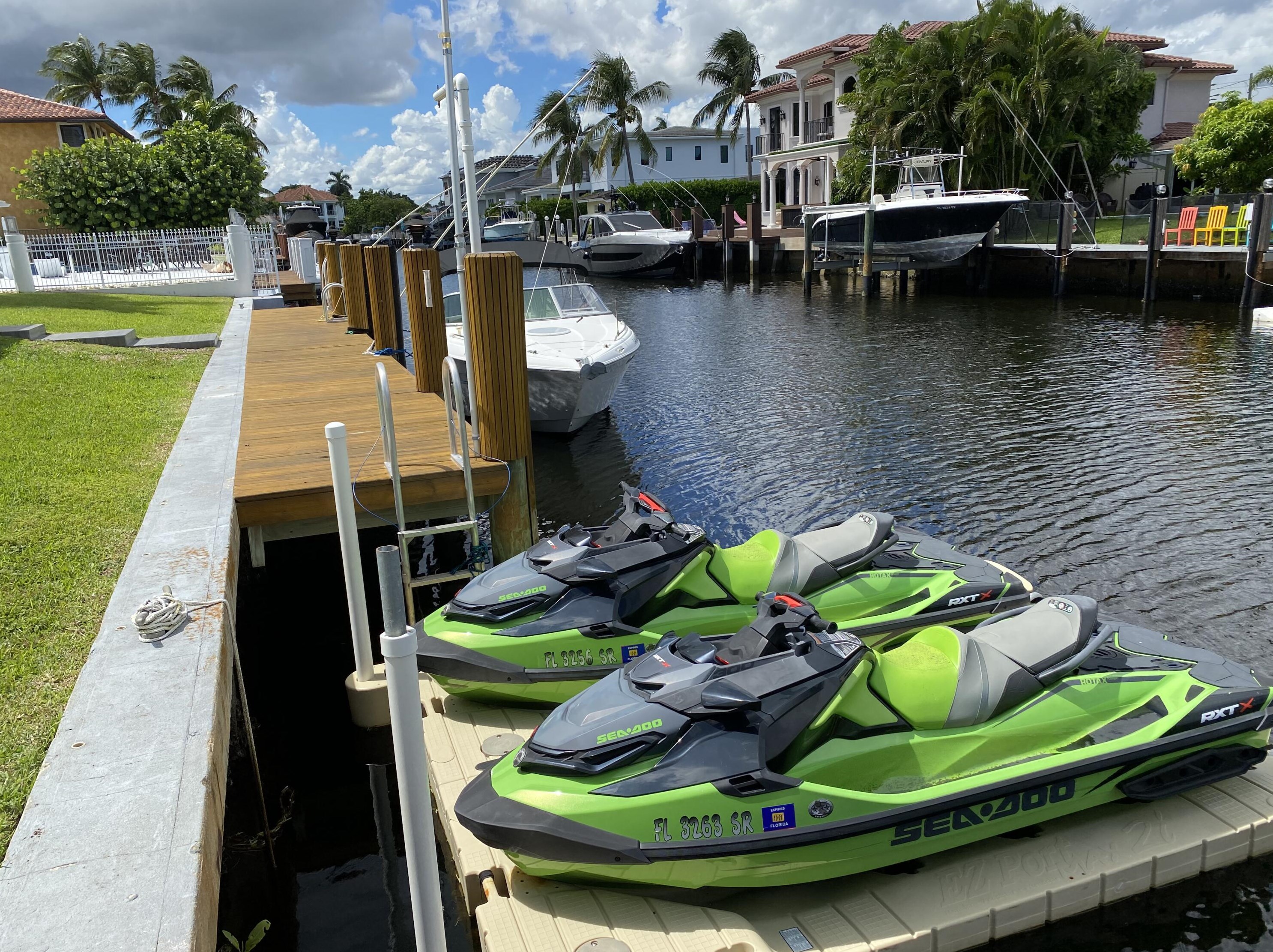 791 69th St, Boca Raton, FL 33487-2423