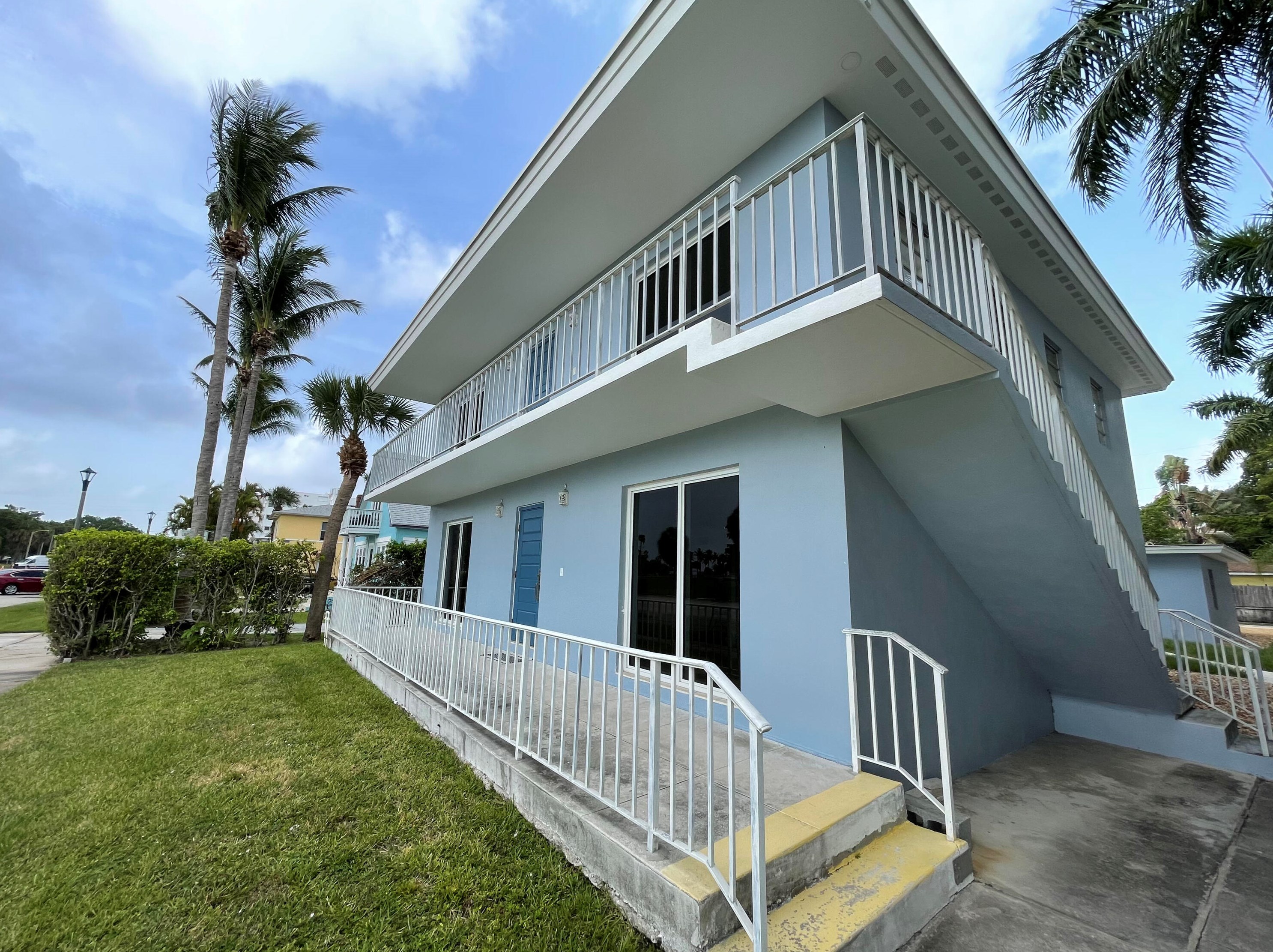 125 N Golfview Rd #1, Lake Worth, FL